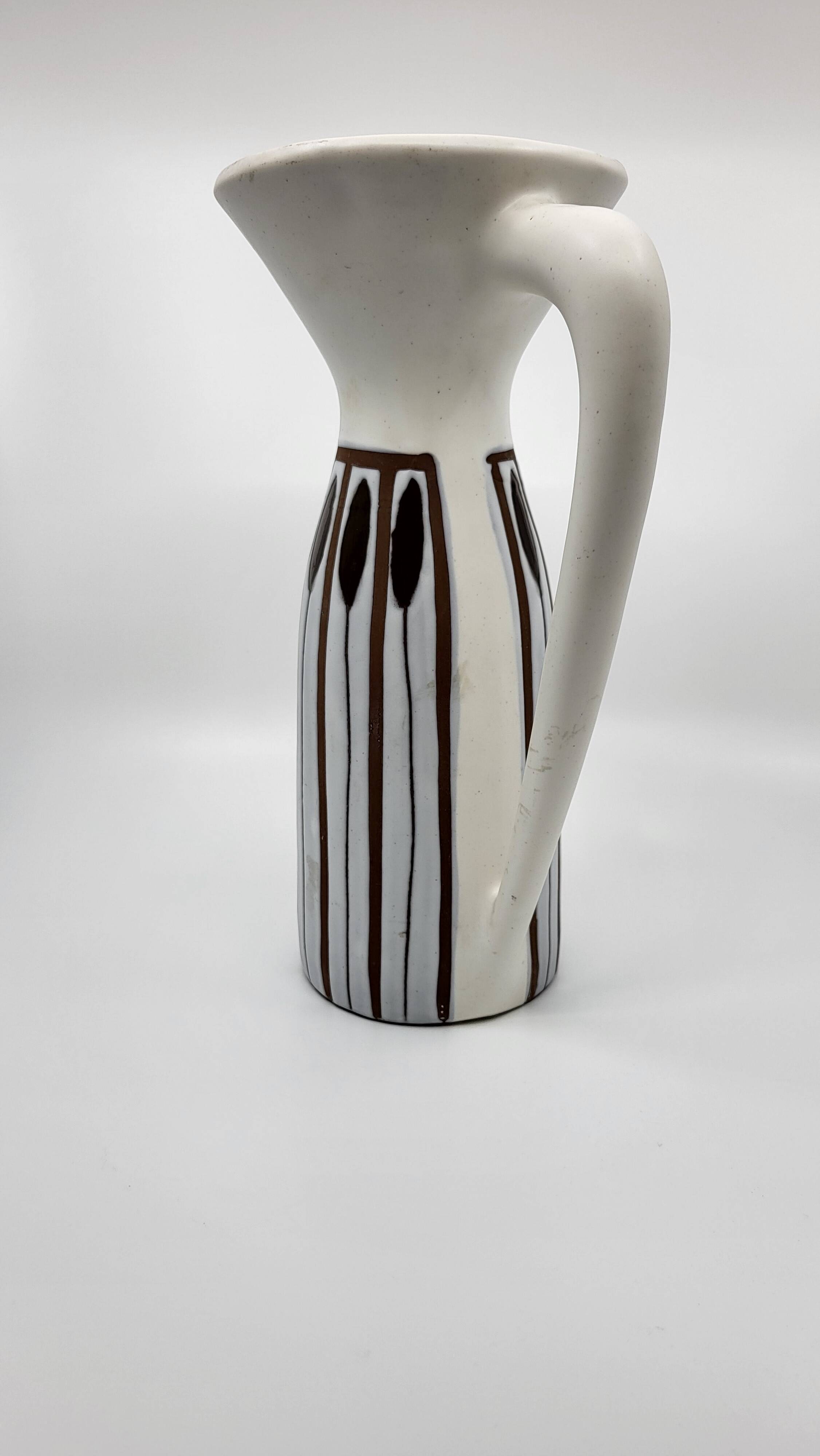 Italian Pitcher, Roger Capron