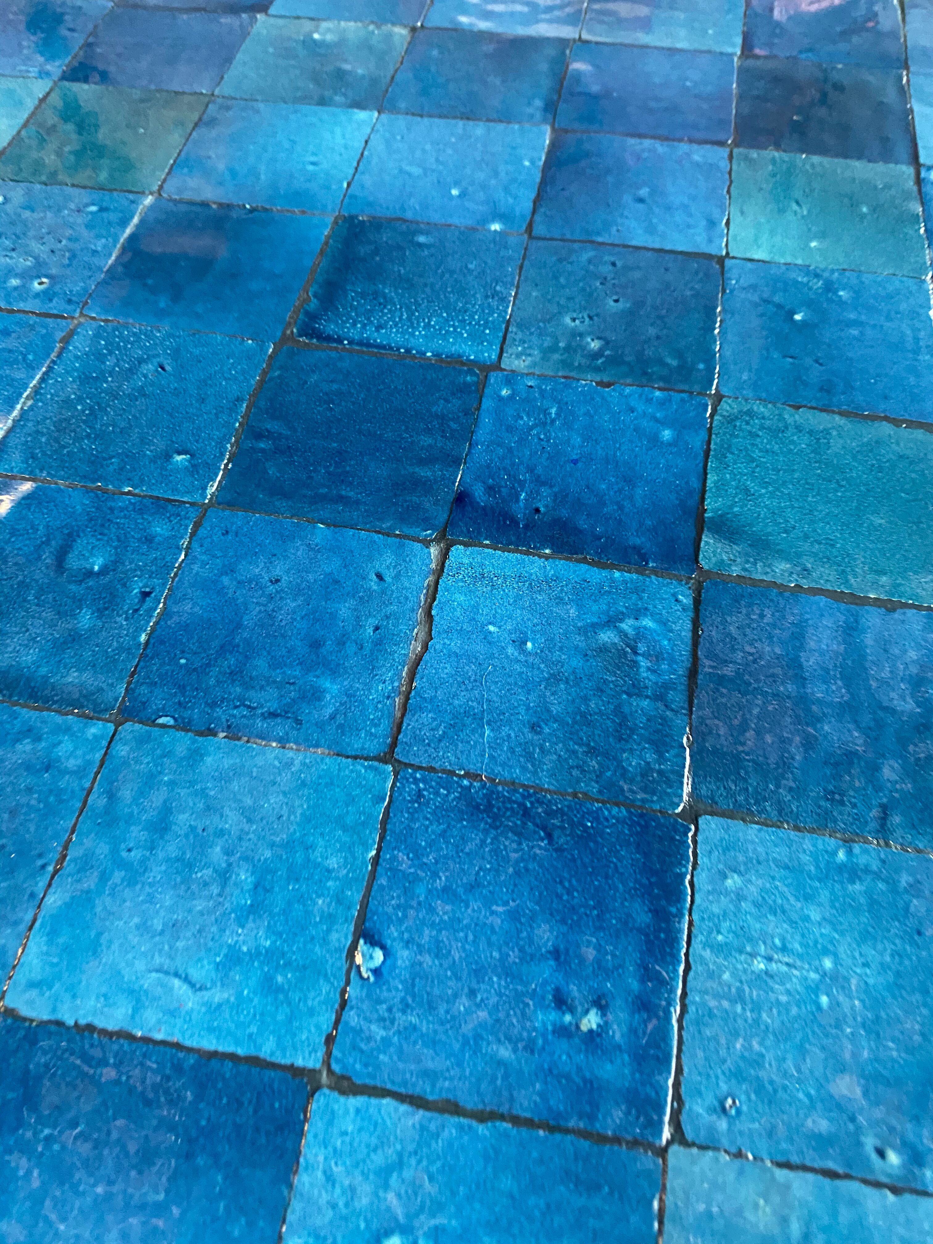 Table zellige 4 people outside