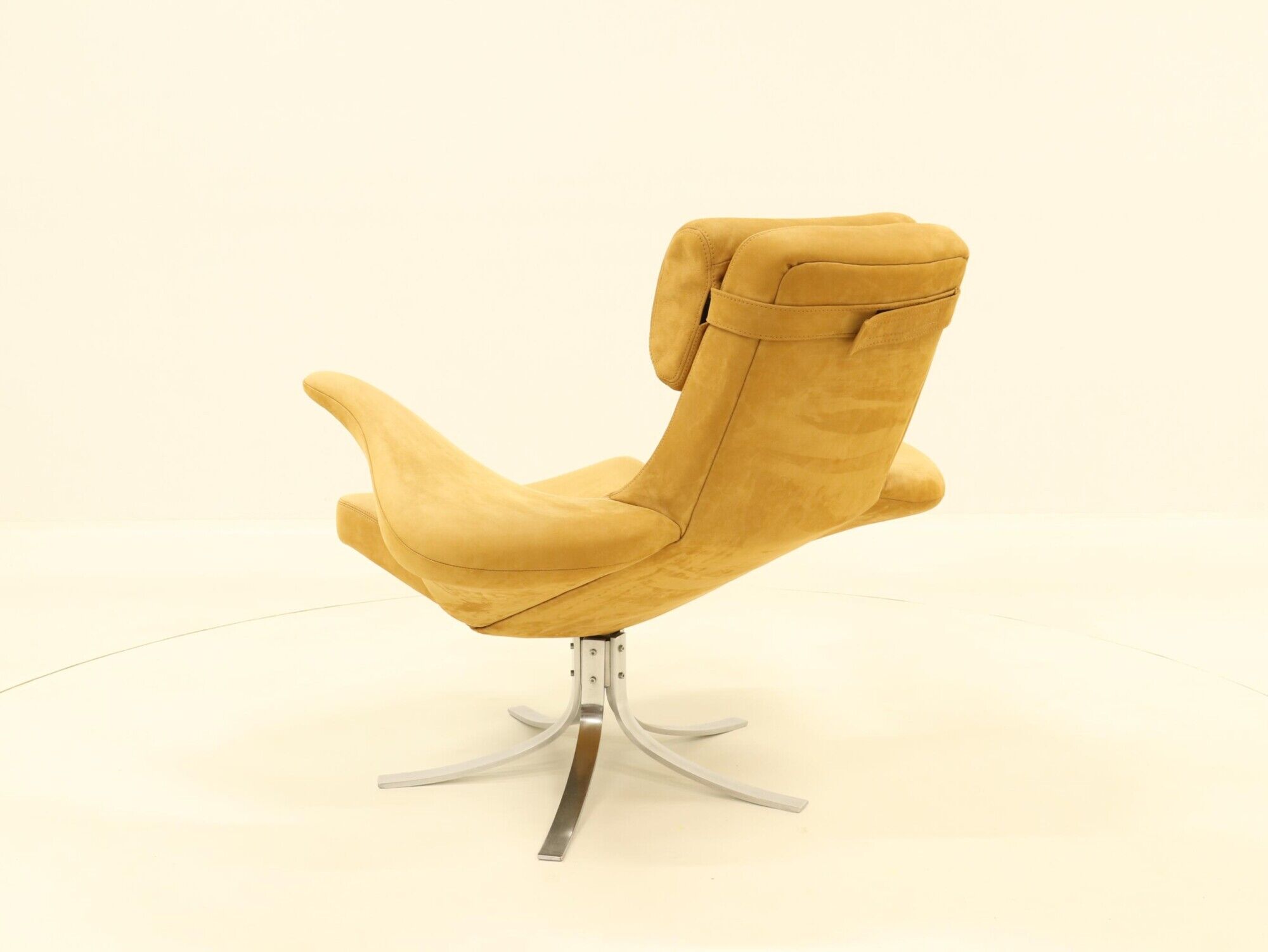 Seagull chair by Stenerik Eriksson & Gosta Berg for Fritz Hansen