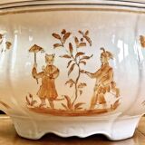Old Longchamp vegetable soup tureen with Moustiers Olerys decor 2