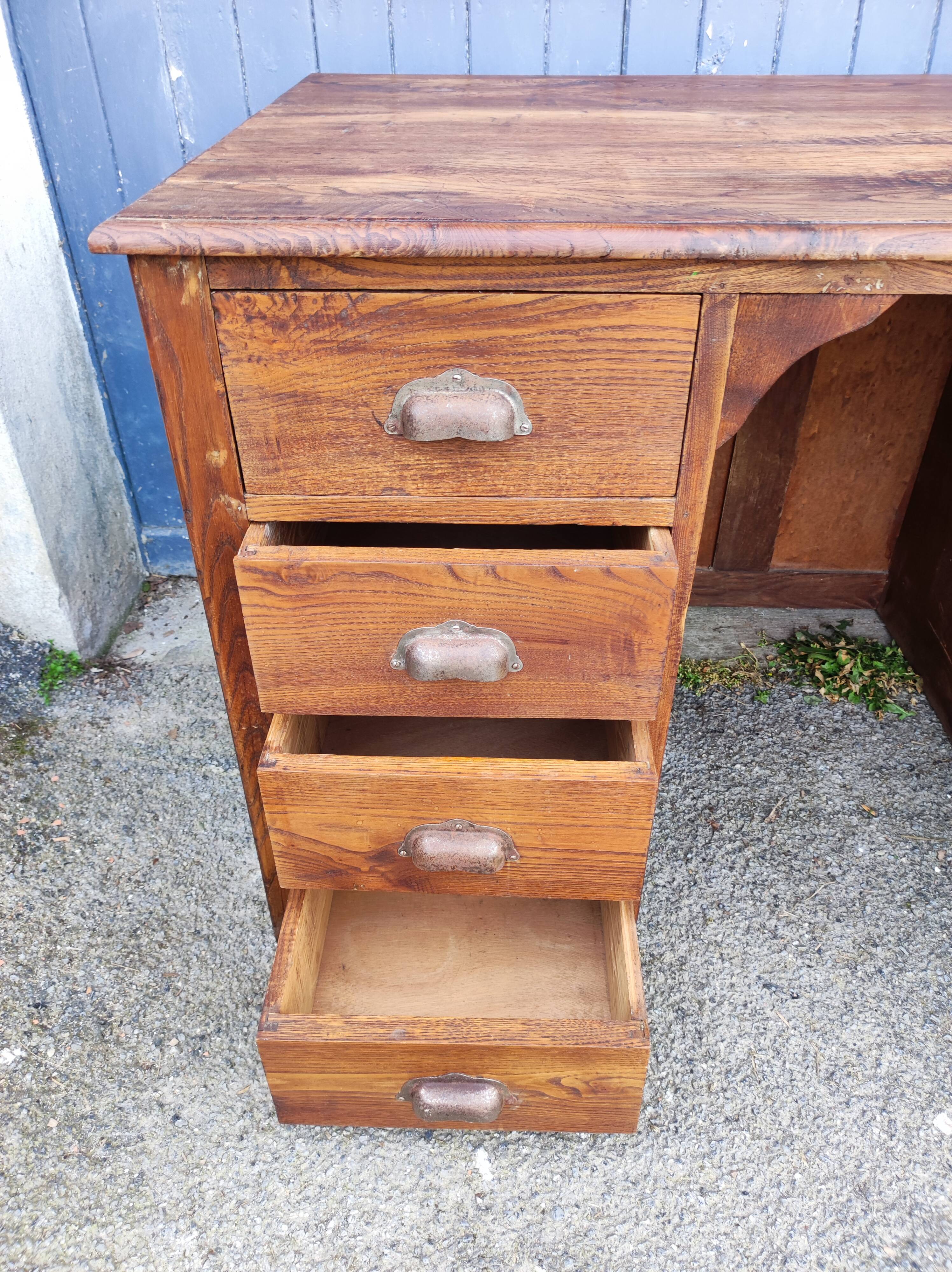 Magnificent vintage oak desk