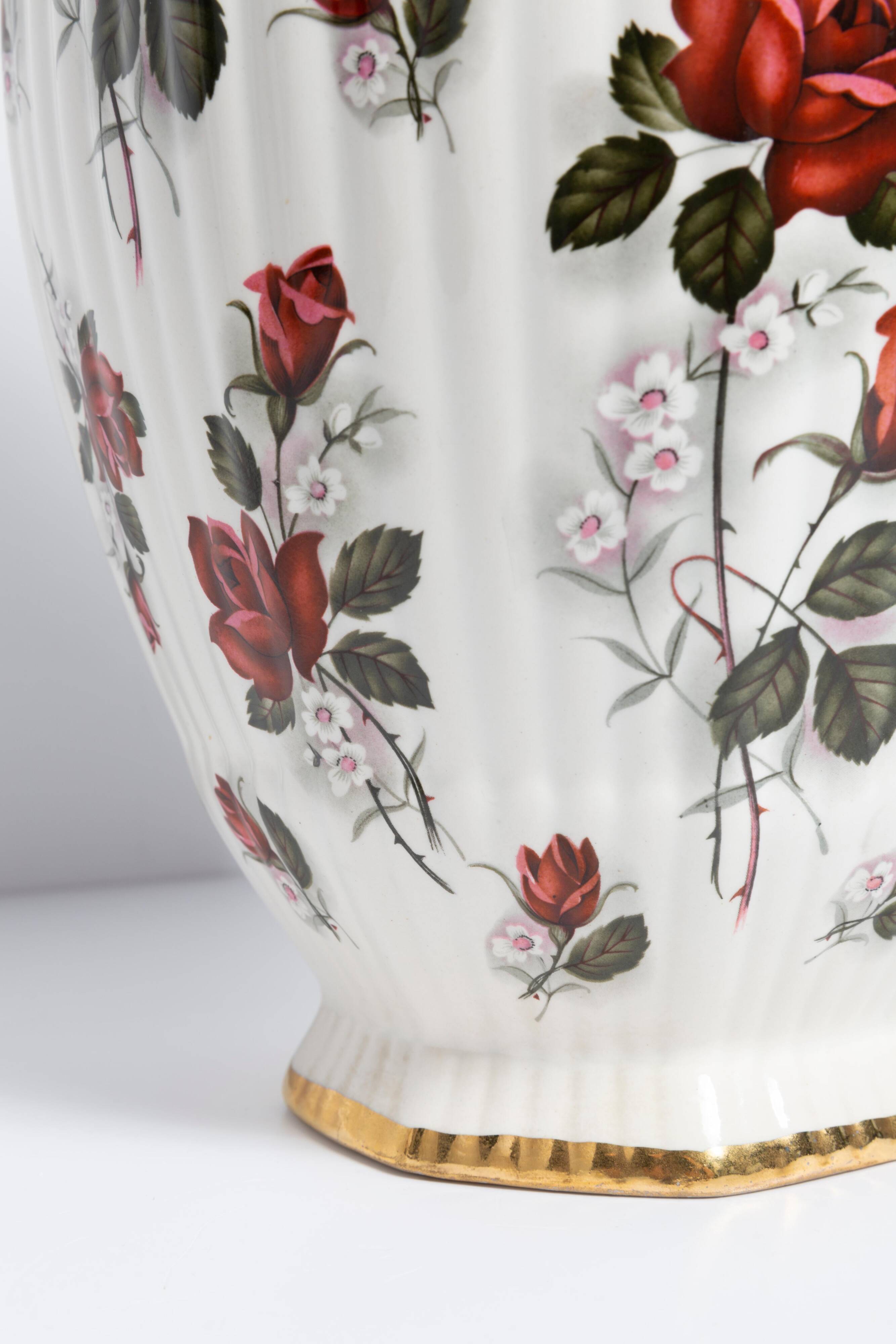 Grand vase en céramique peint à la main avec roses, boîte à bonbons, XXe siècle, Belgique, années 1960