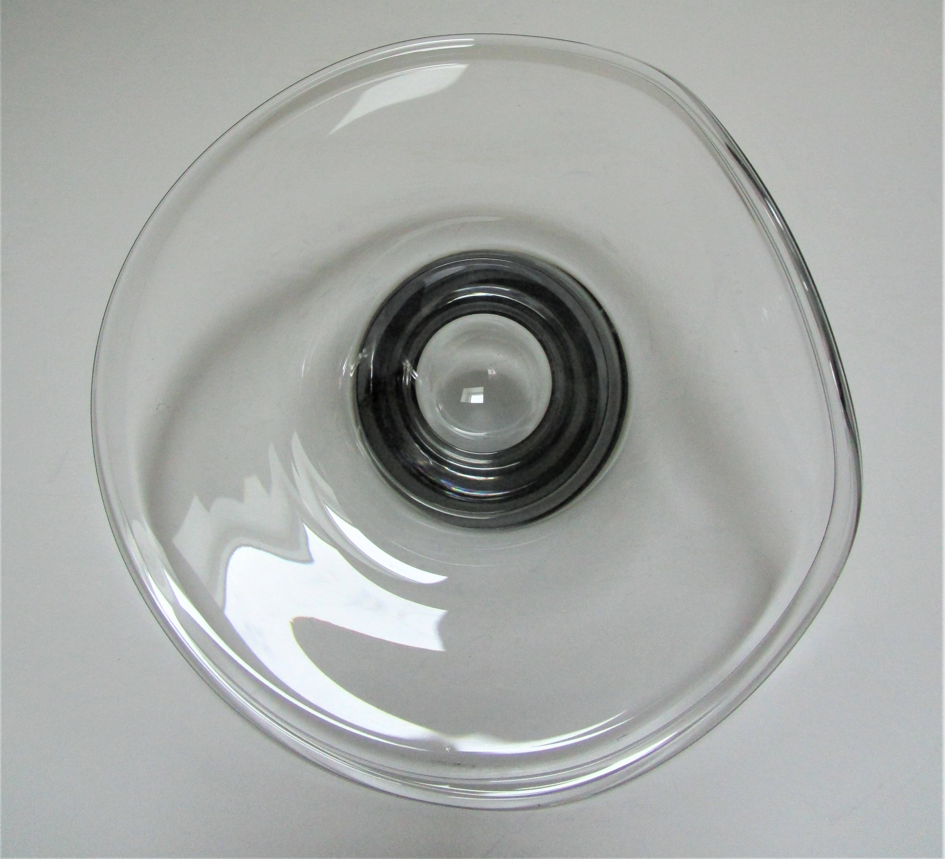 glass bowl vicke lindstrand kosta design stamped