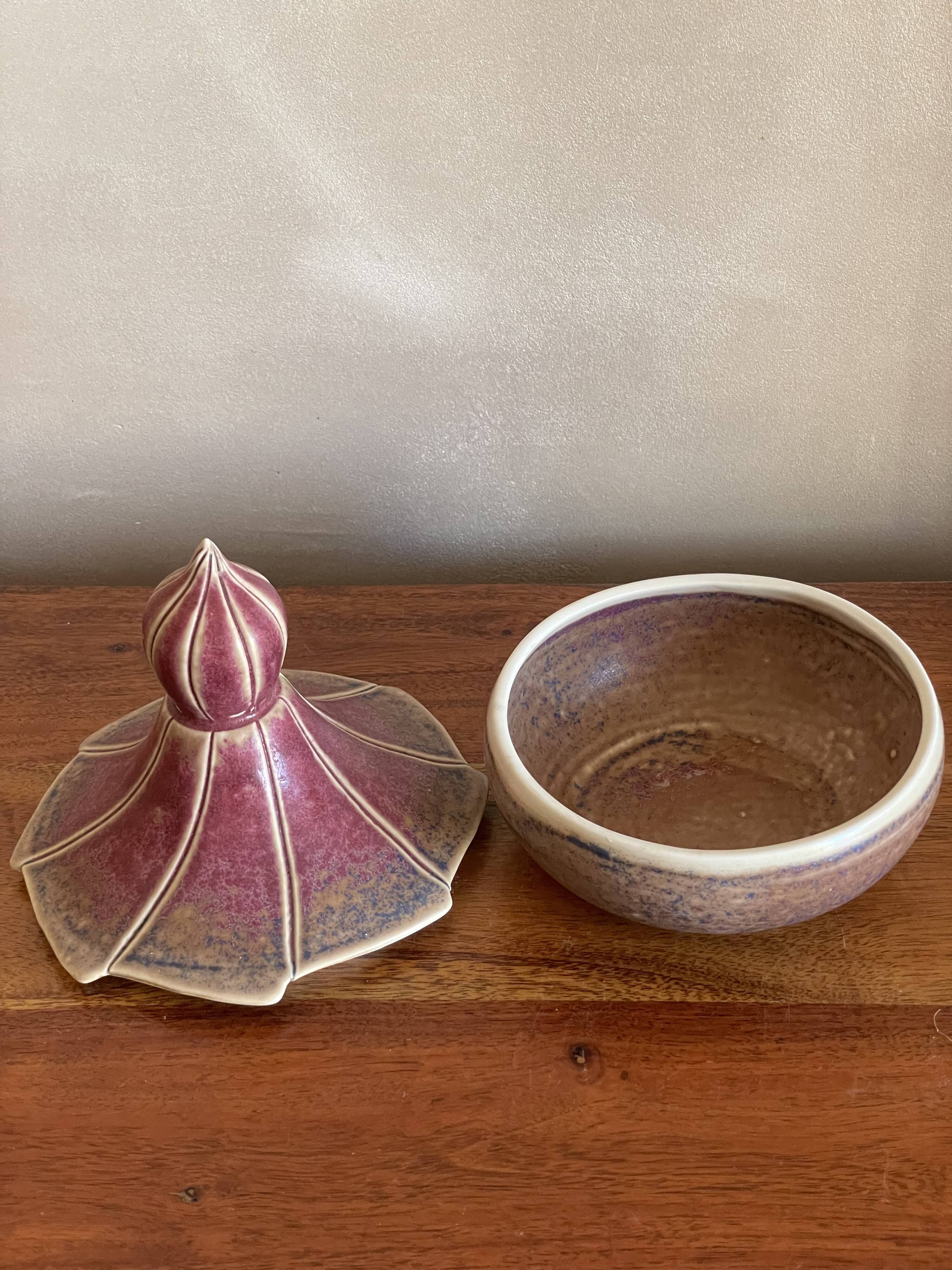 Penny Simpson pocket emptier