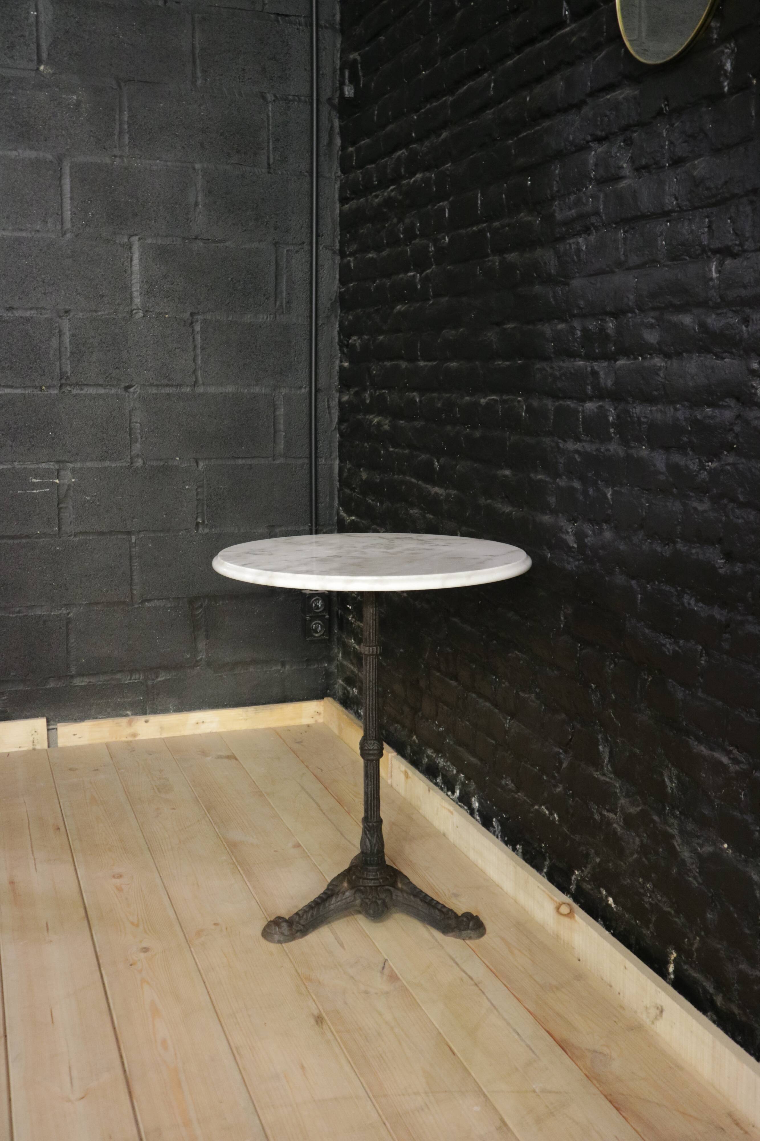 Bistro table marble
