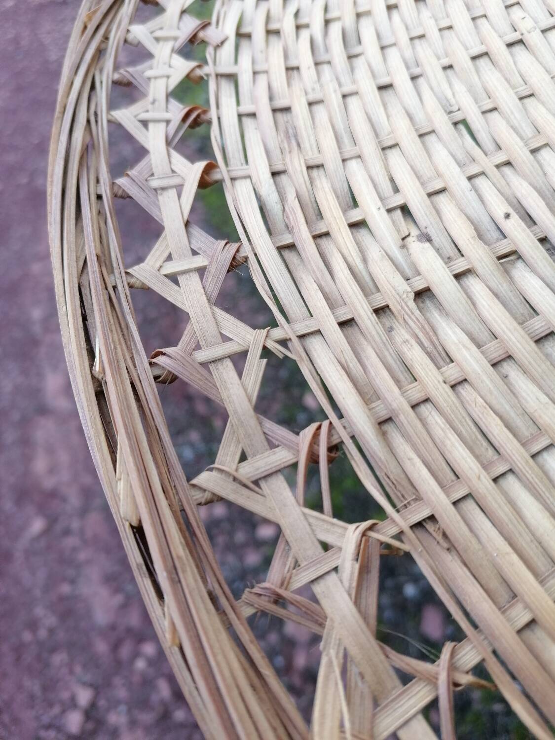 suspension en rotin vintage