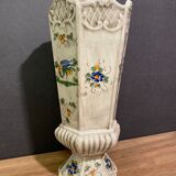 Vase on hexagonal earthenware pedestal with moustiers decoration