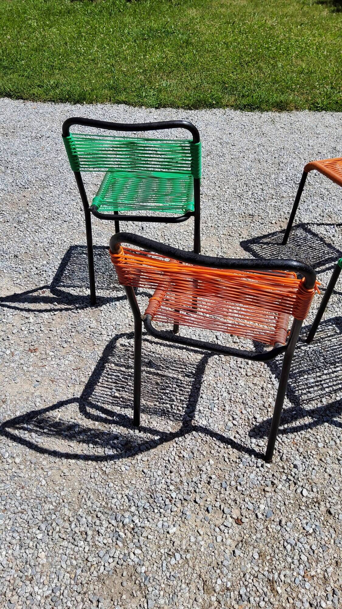 Set of 4 chairs scoubidou green and orange tubes metal black from the 60s