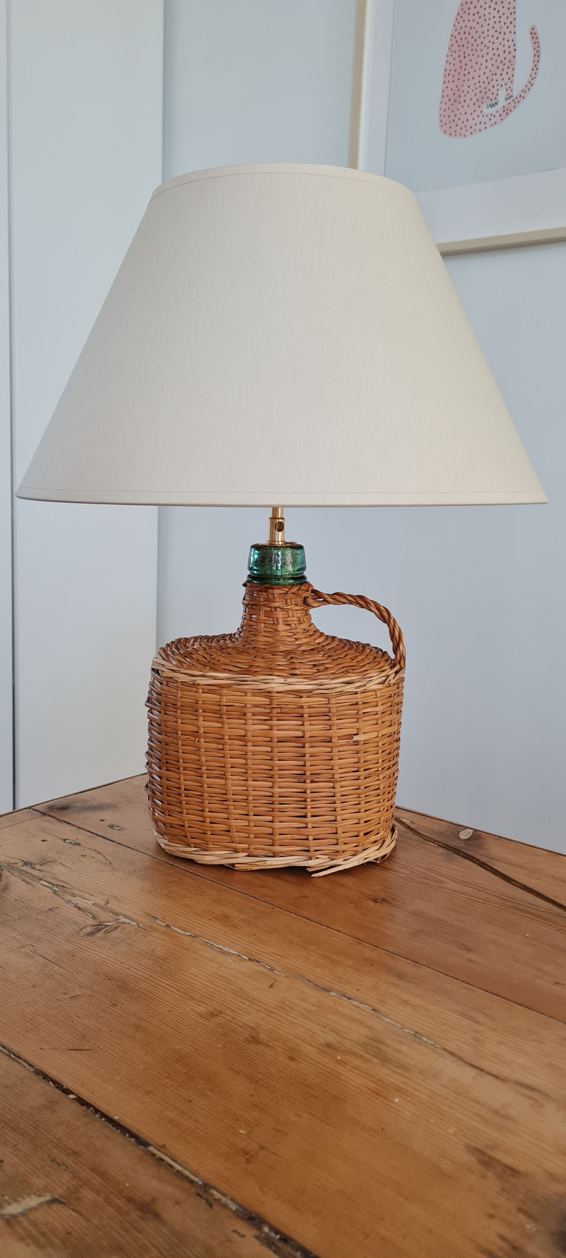 Table lamp