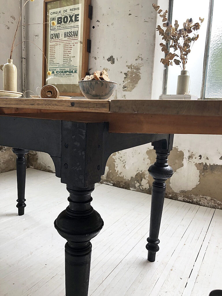 Ancient oak farm table with extensions 218 cm