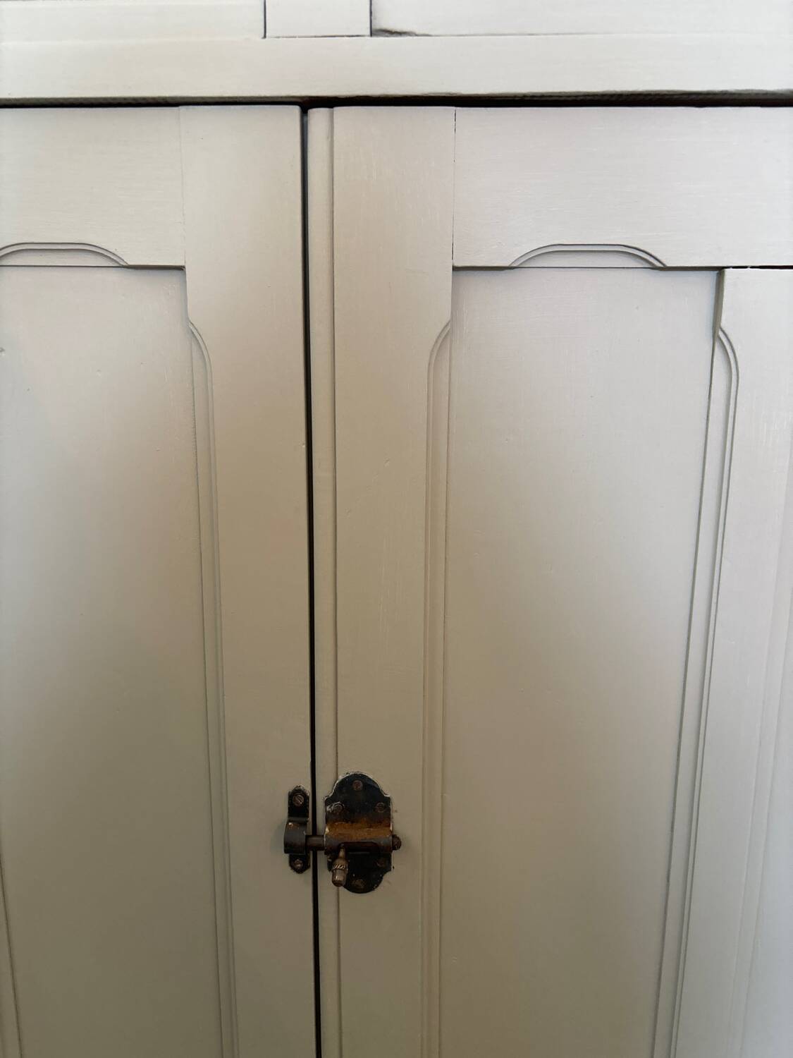 Beige Parisian buffet