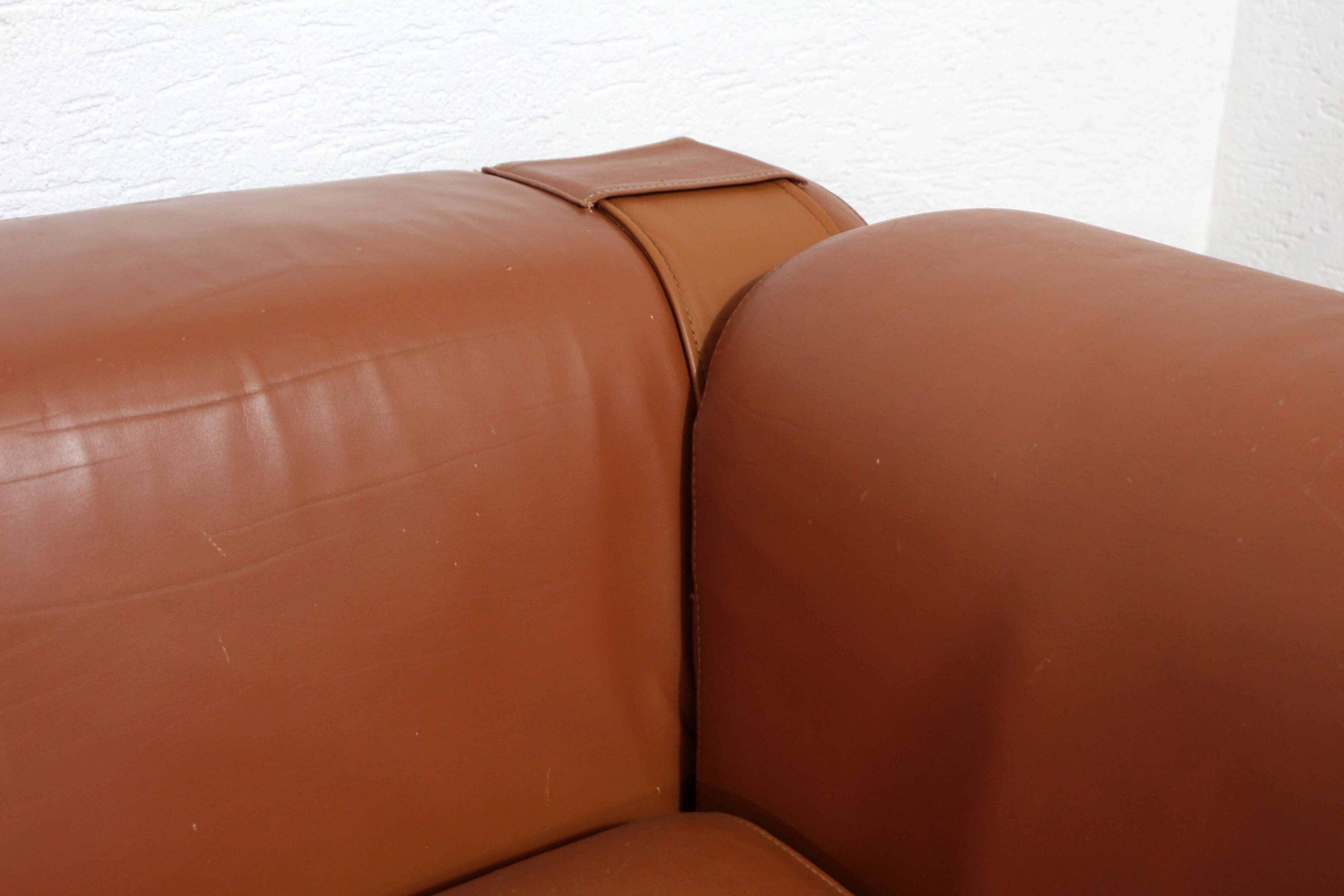 Mario Bellini sofa for Cassina, model 932.