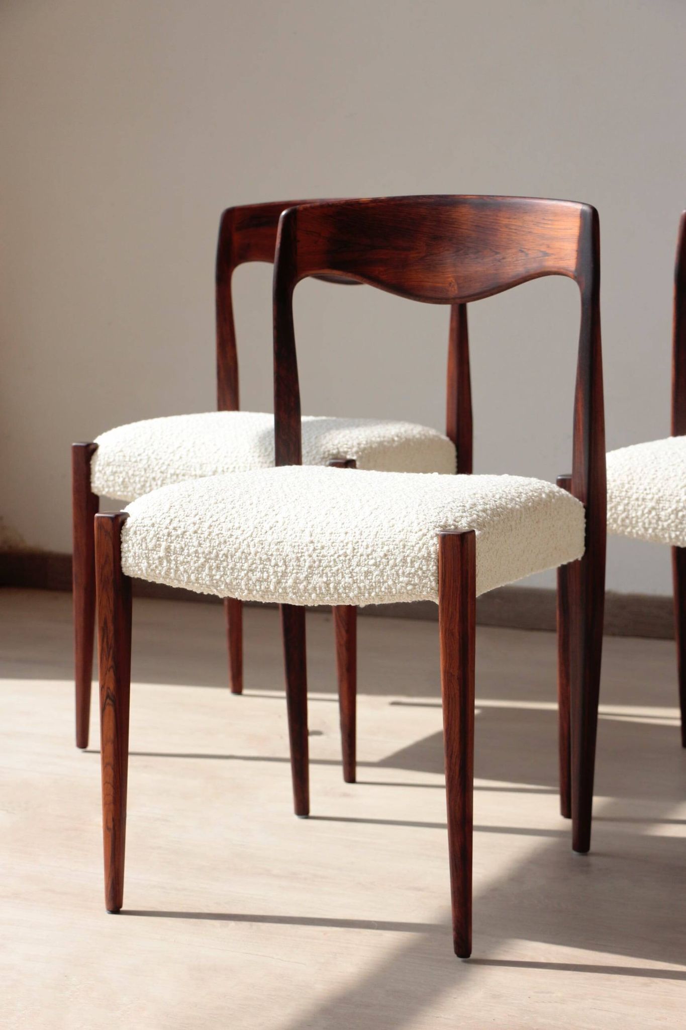 Set of 4 Scandinavian rosewood chairs – Otto Møller style | Vintage