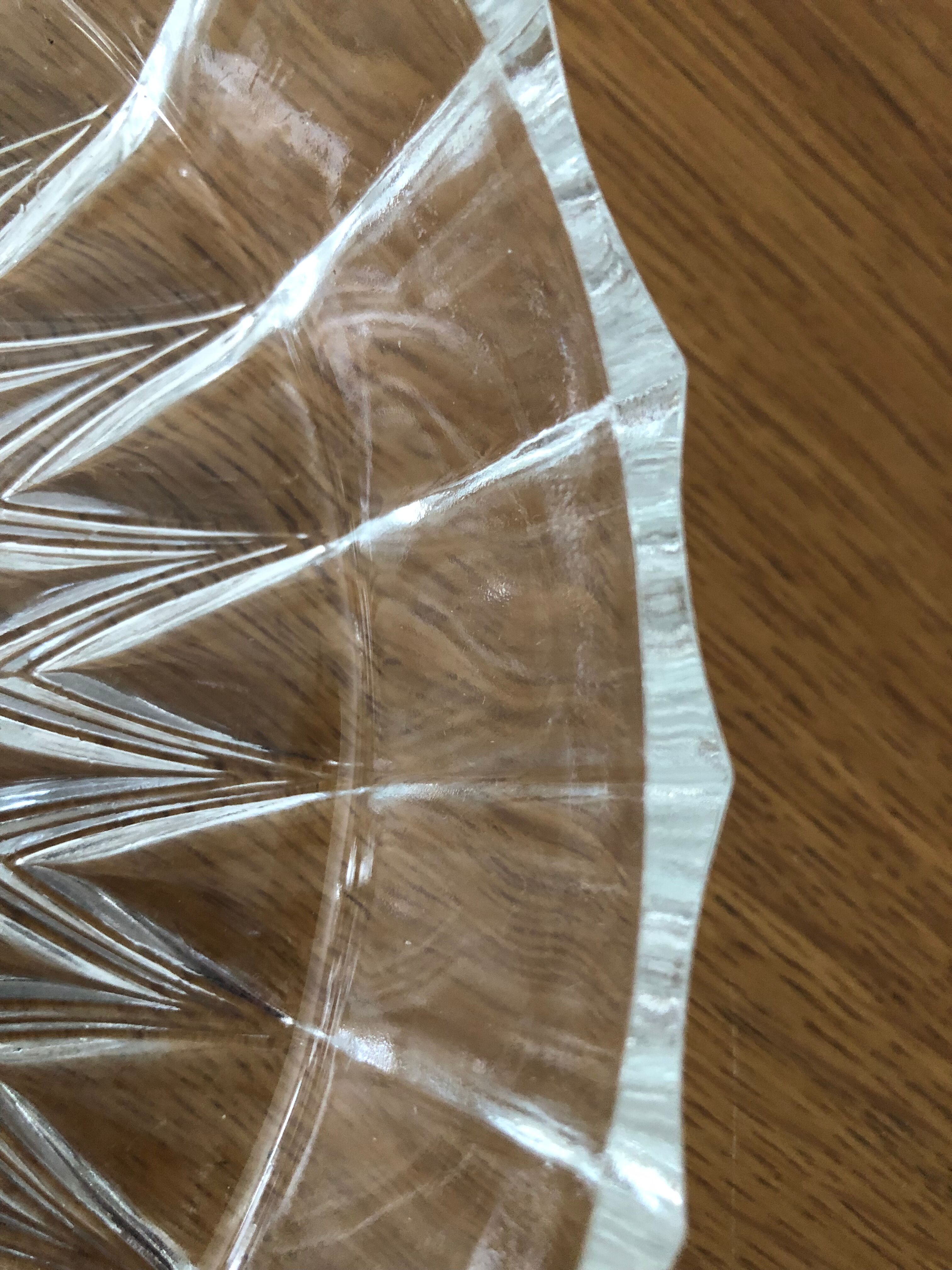 Cut glass aperitif cake dish