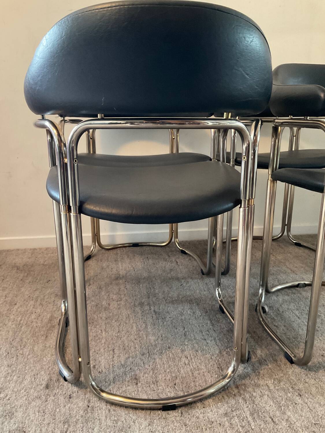 Series of 4 Italian armchairs by Otto Gerdau 70s