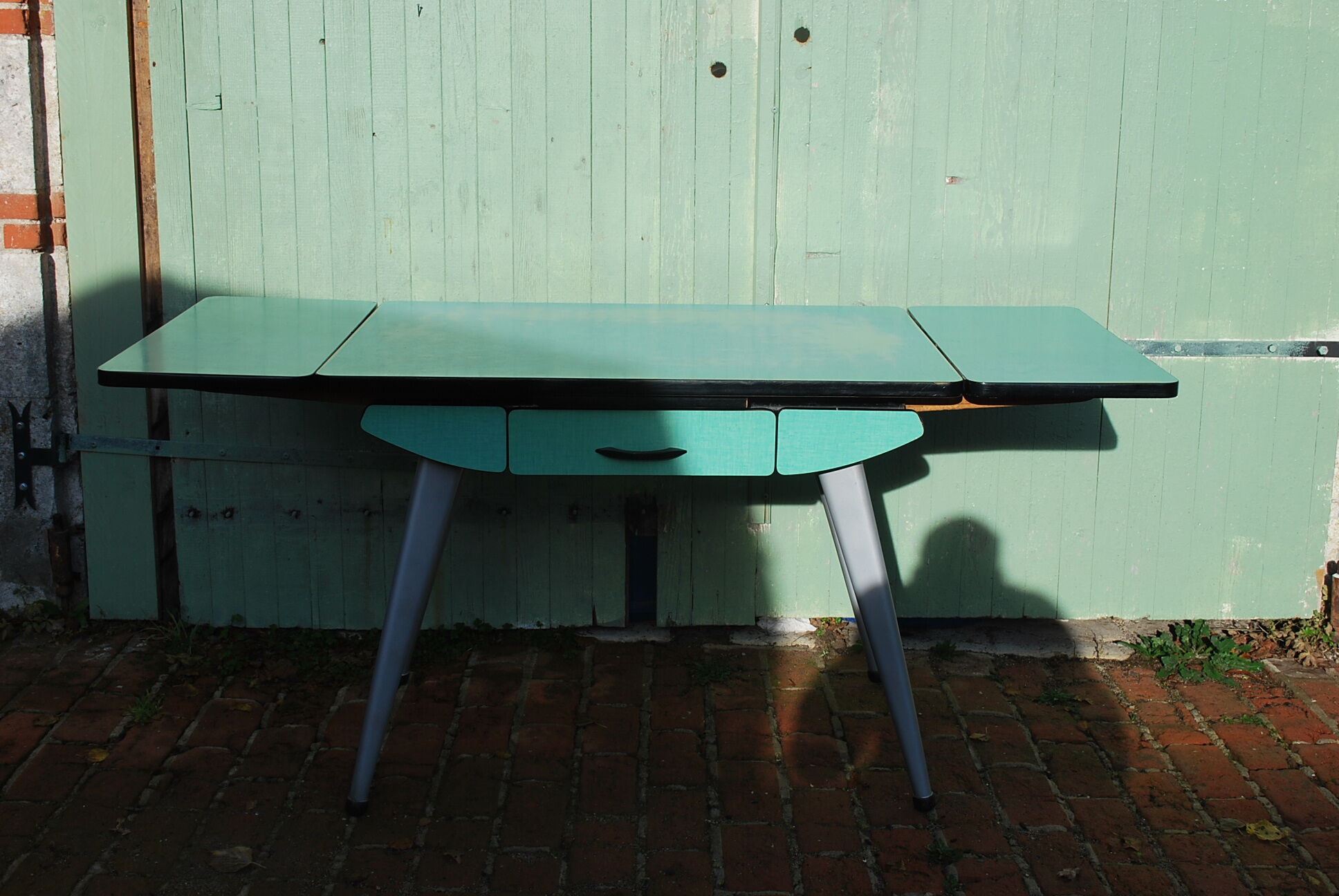 Formica table and chairs