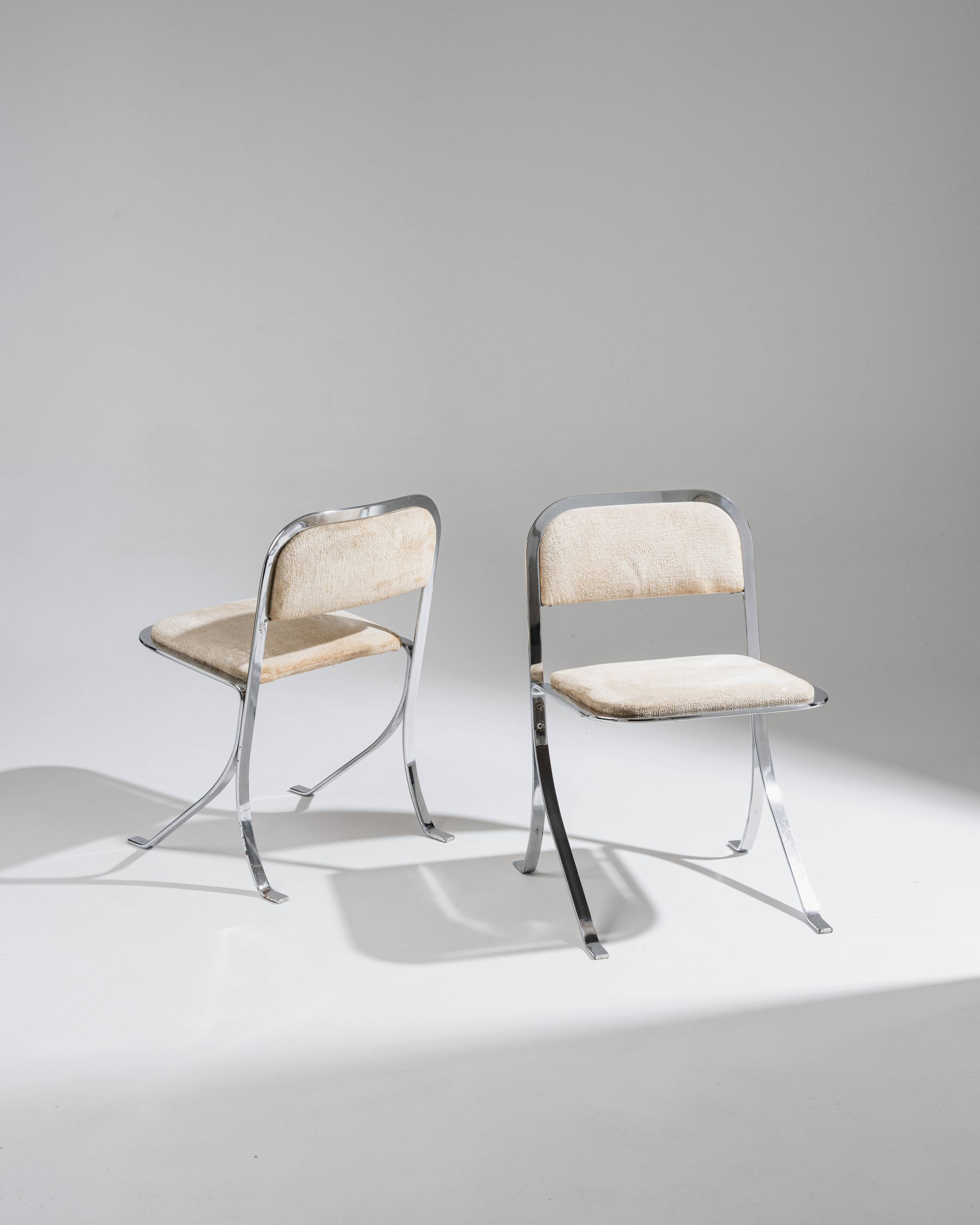 Set de 4 chaises en métal chromé et velours, 1970s