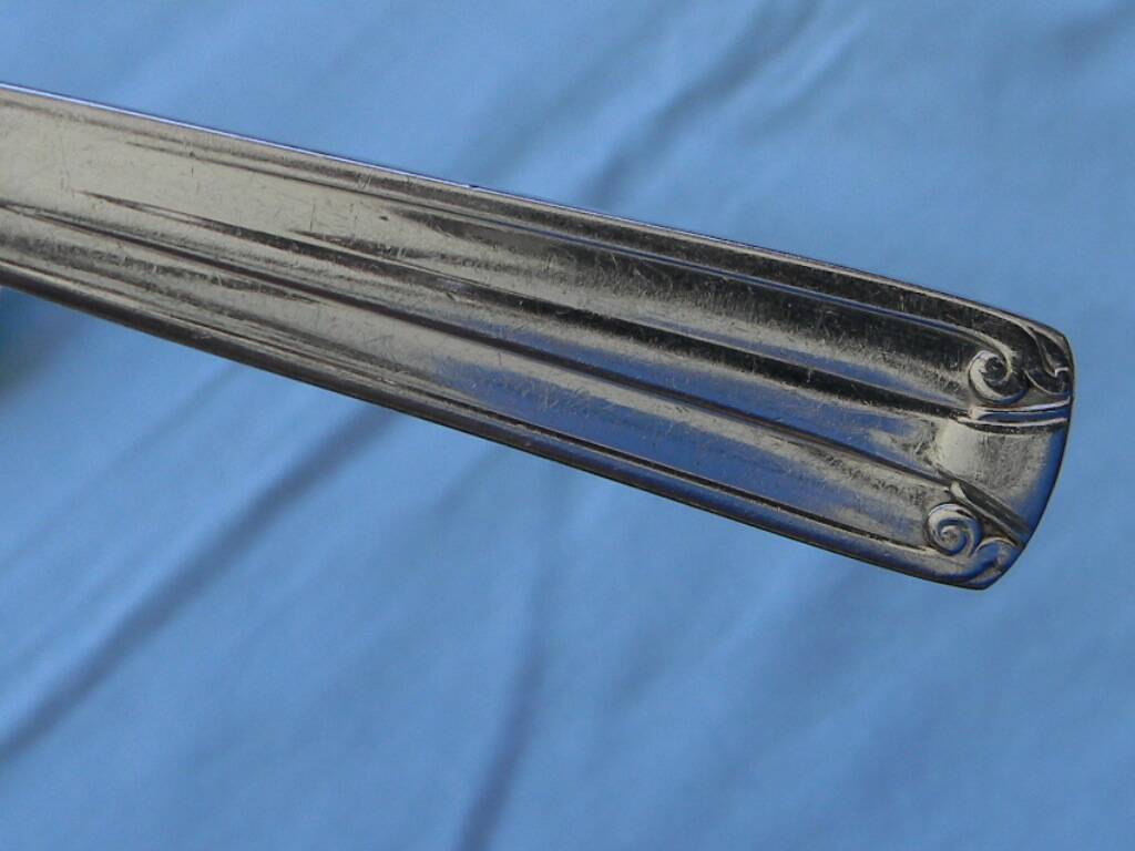 Set of 12 Art Deco silver-plated metal teaspoons. DIXI.