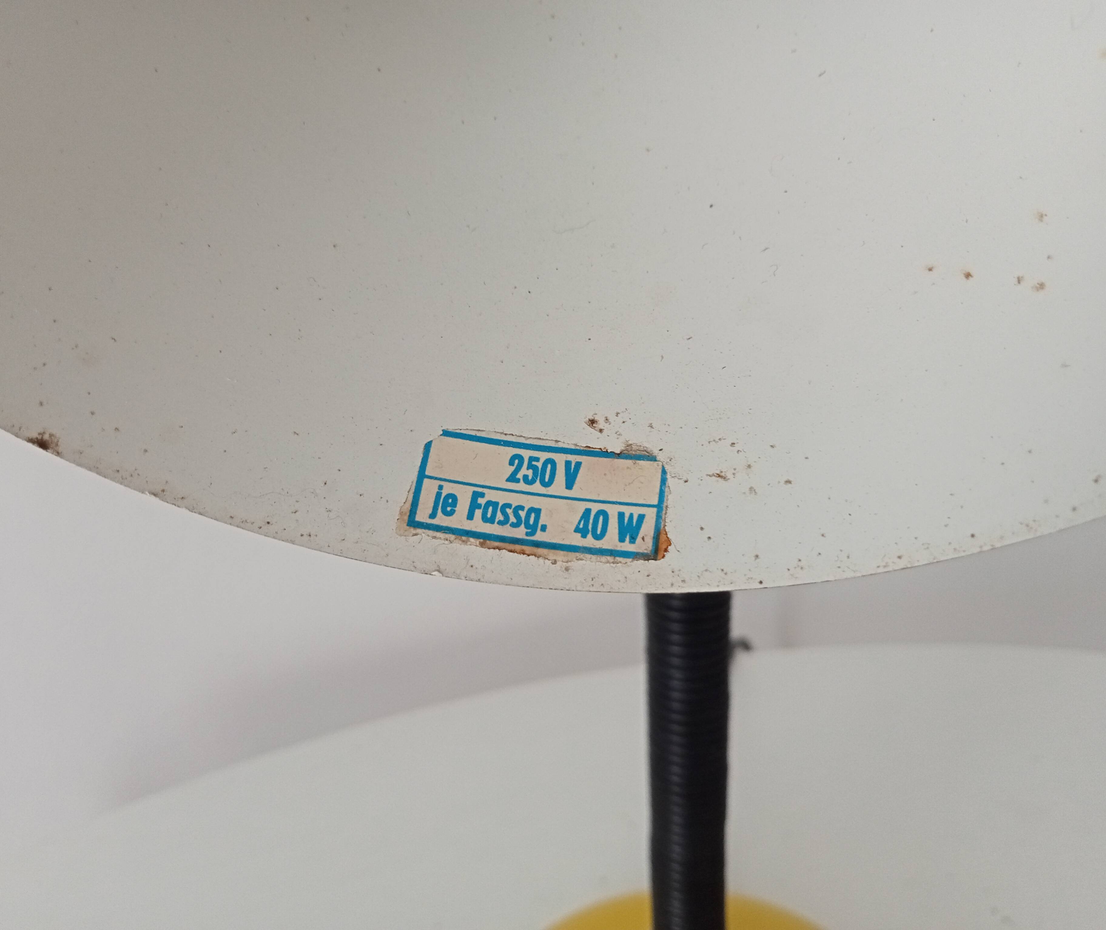 Vintage 1970s articulated desk lamp