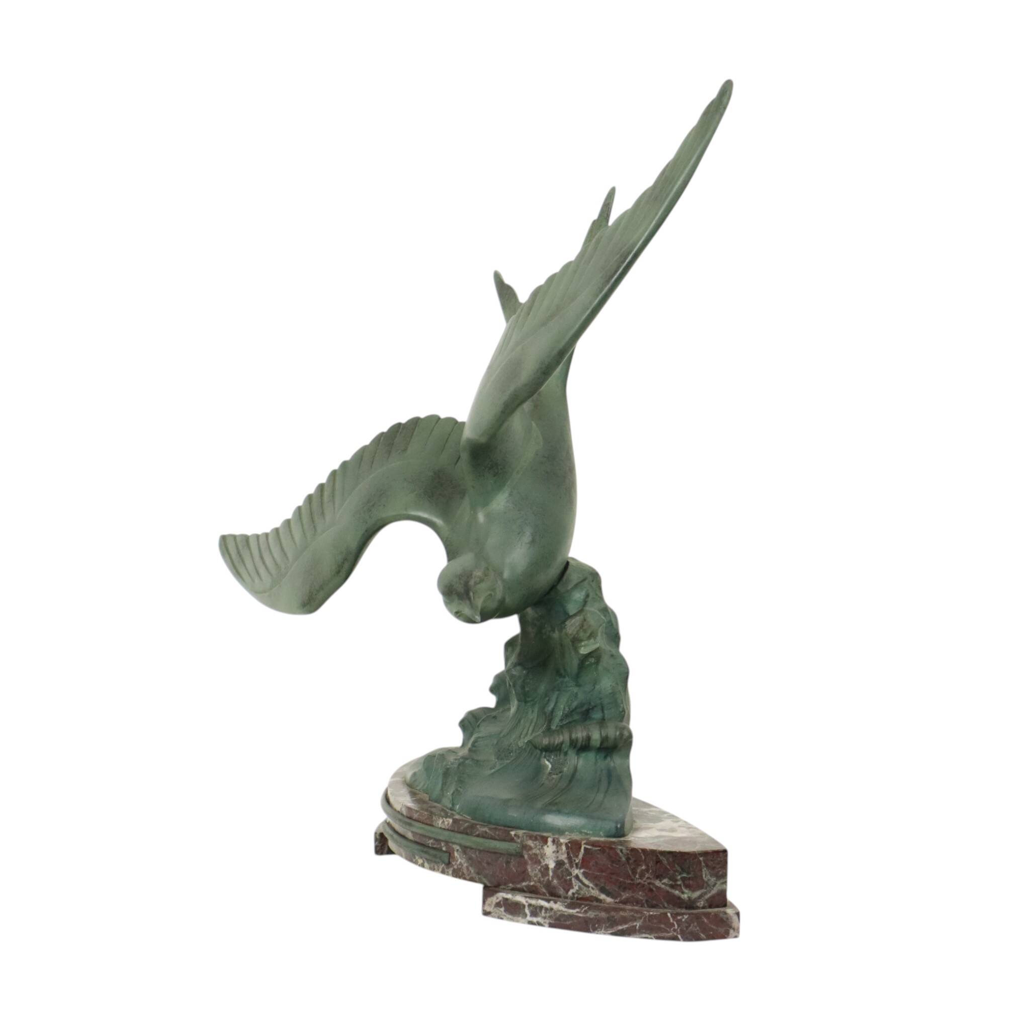 Sculpture Art Déco Goéland sur Socle en Marbre Patine Bronze 51 cm