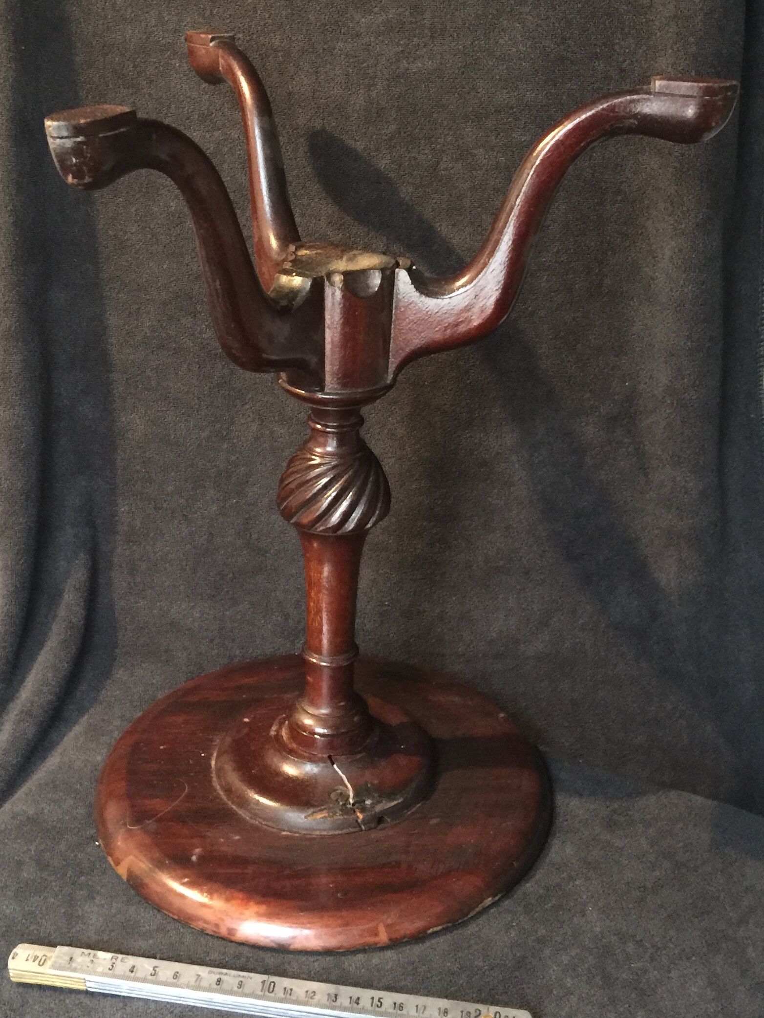 Small 19th-century English mahogany tripod pedestal