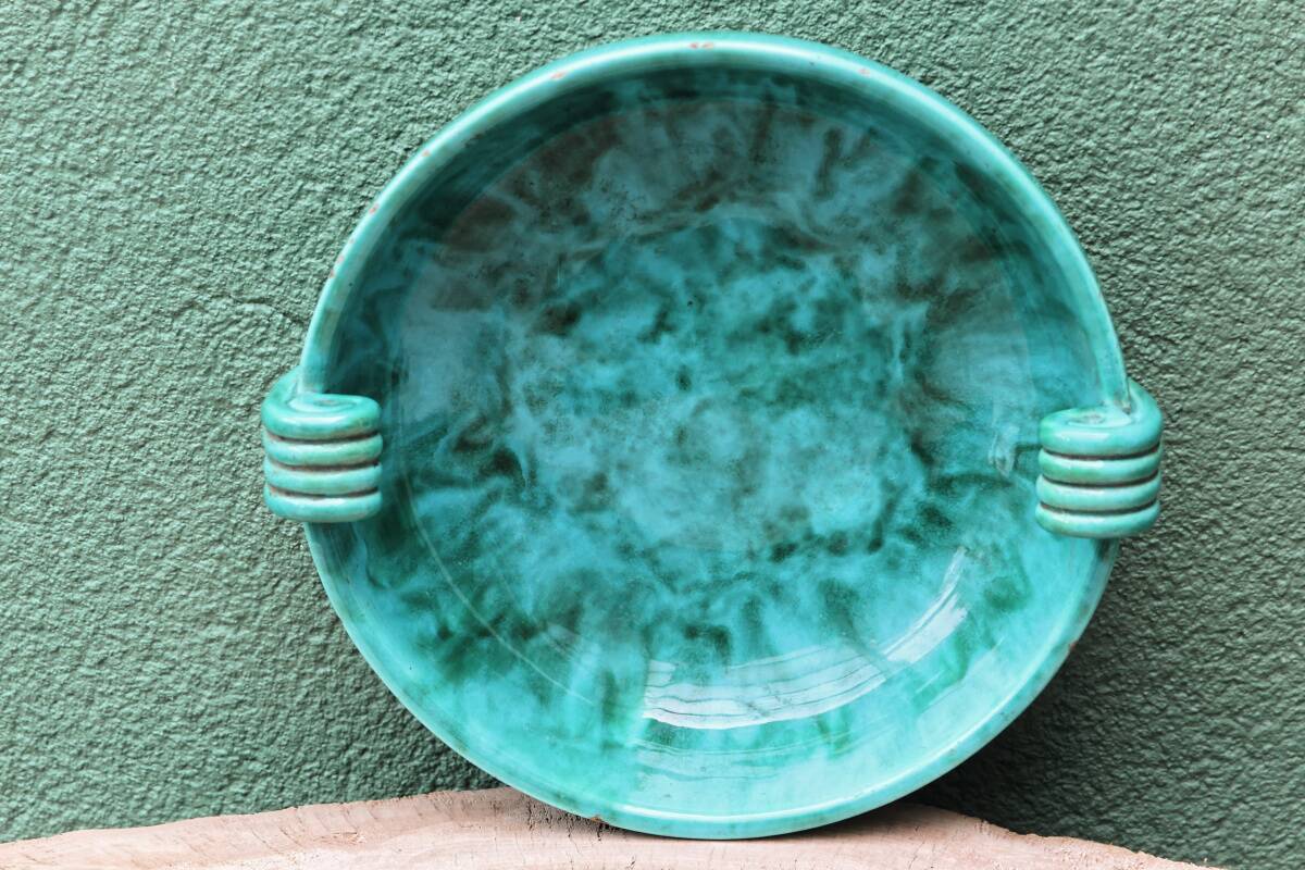 Art deco fruit bowl in green moiré ceramic
