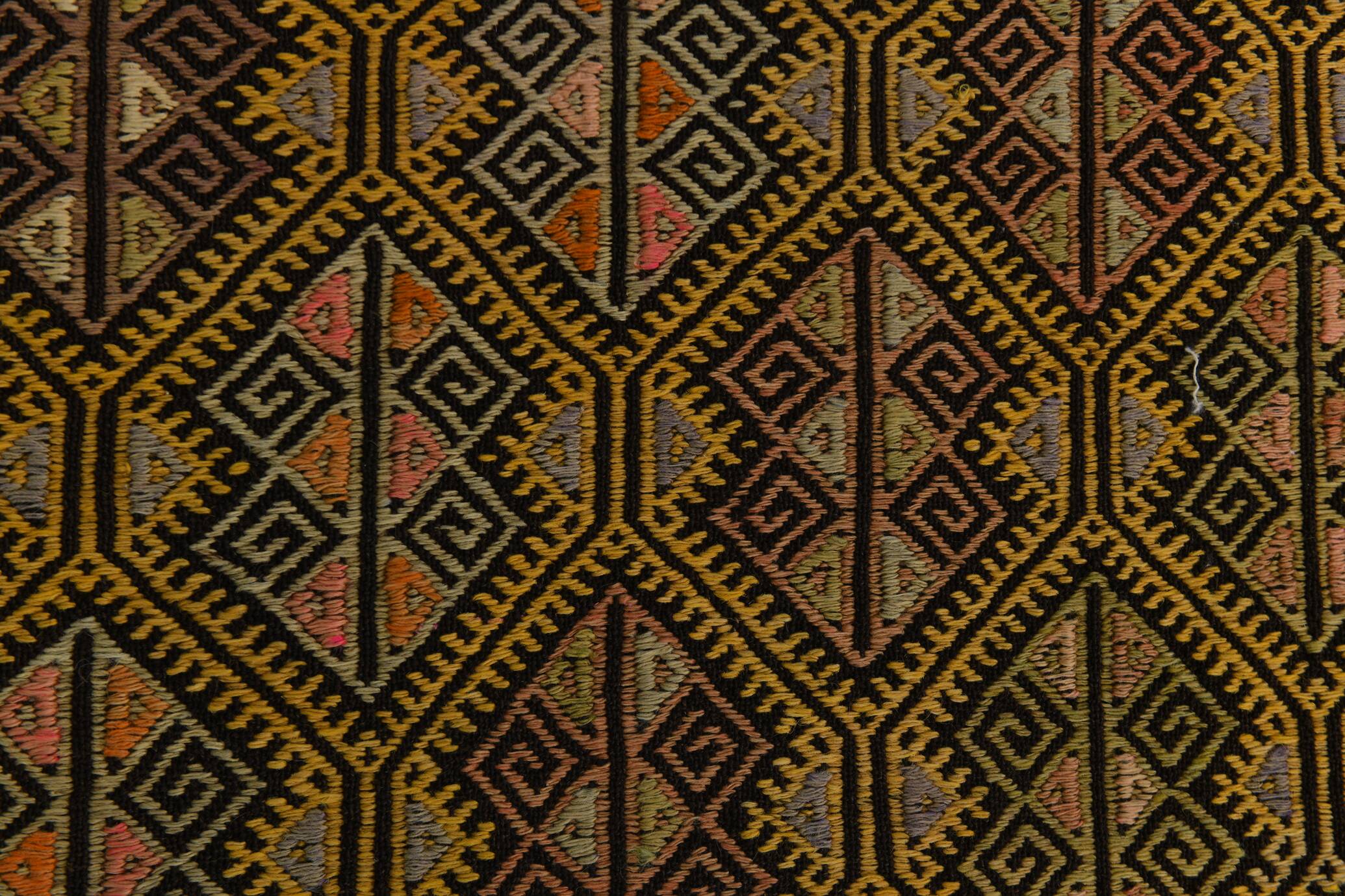 6x7 Turkish Kilim Rug, 180x207Cm