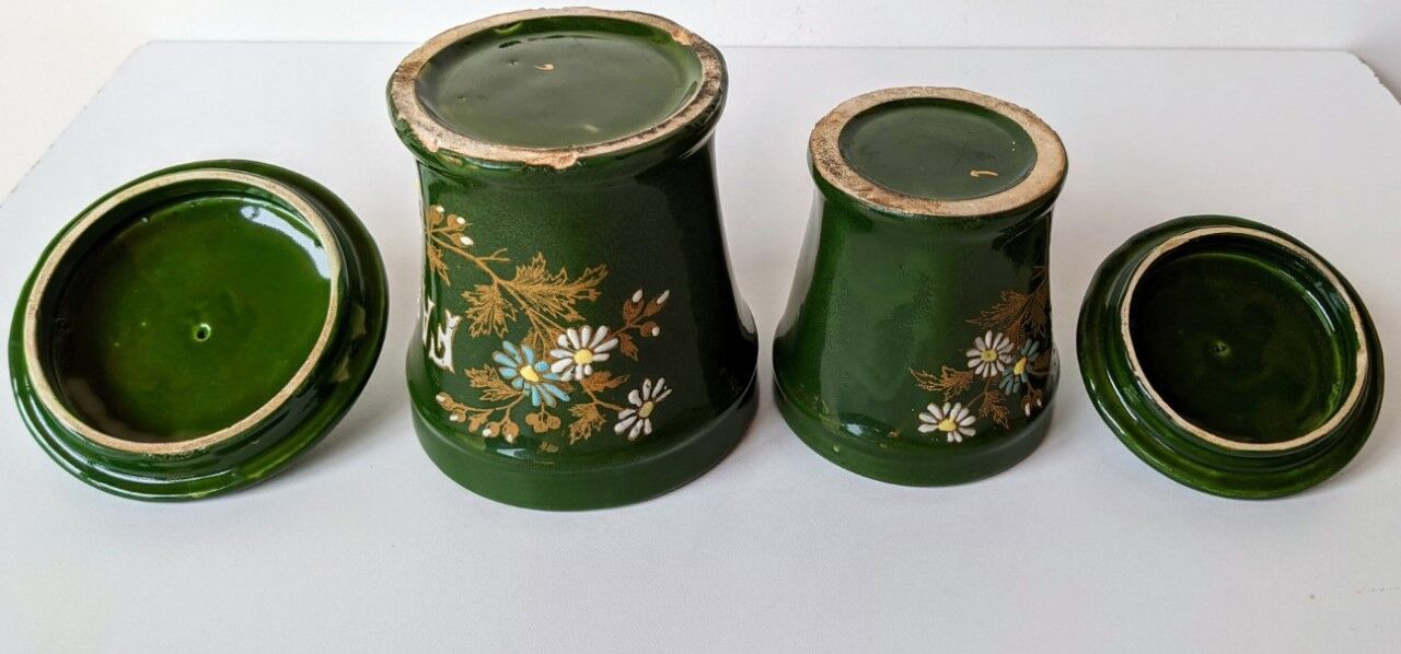 Spice pots enamelled floral decoration
