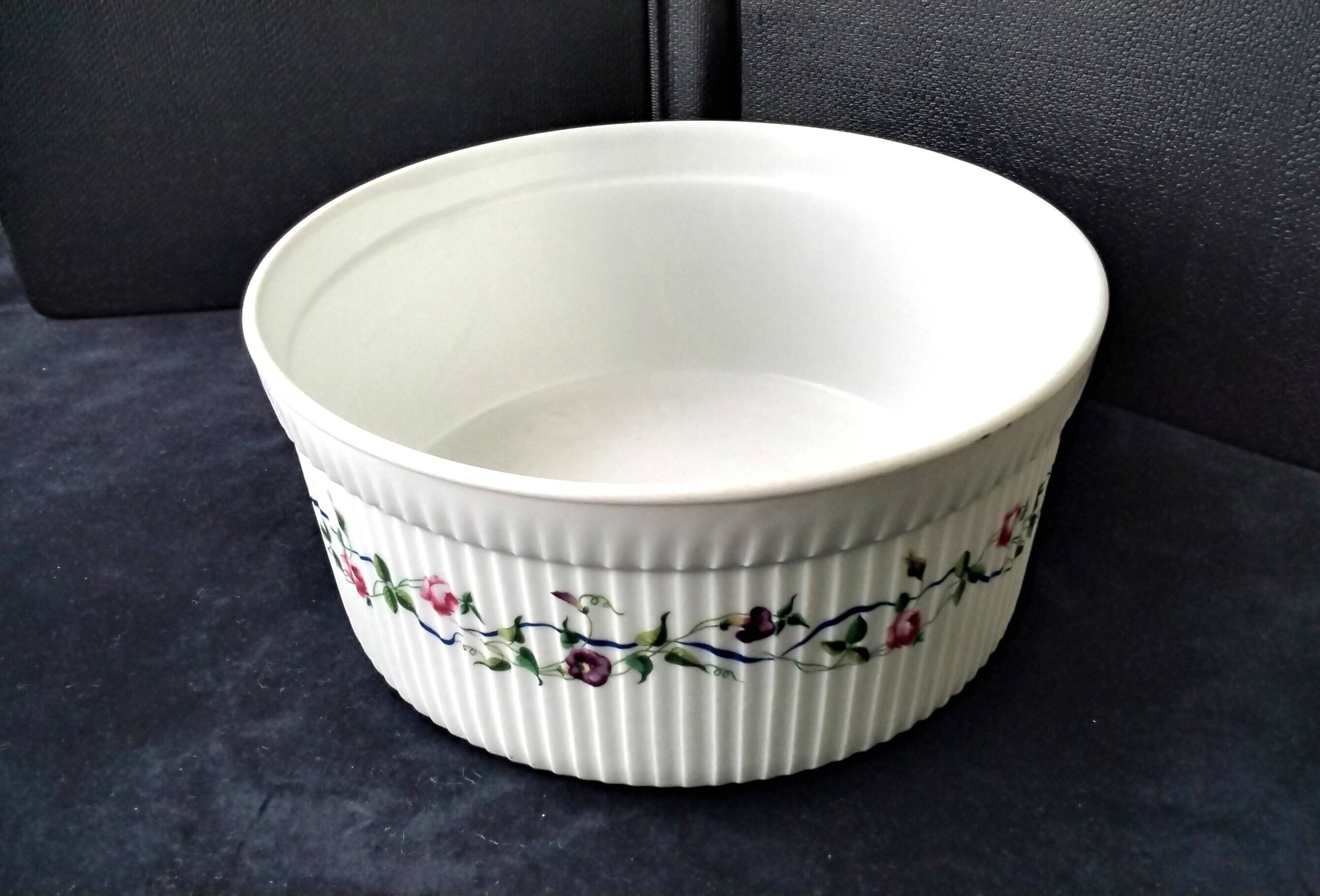 Large soufflé dish in Paris porcelain