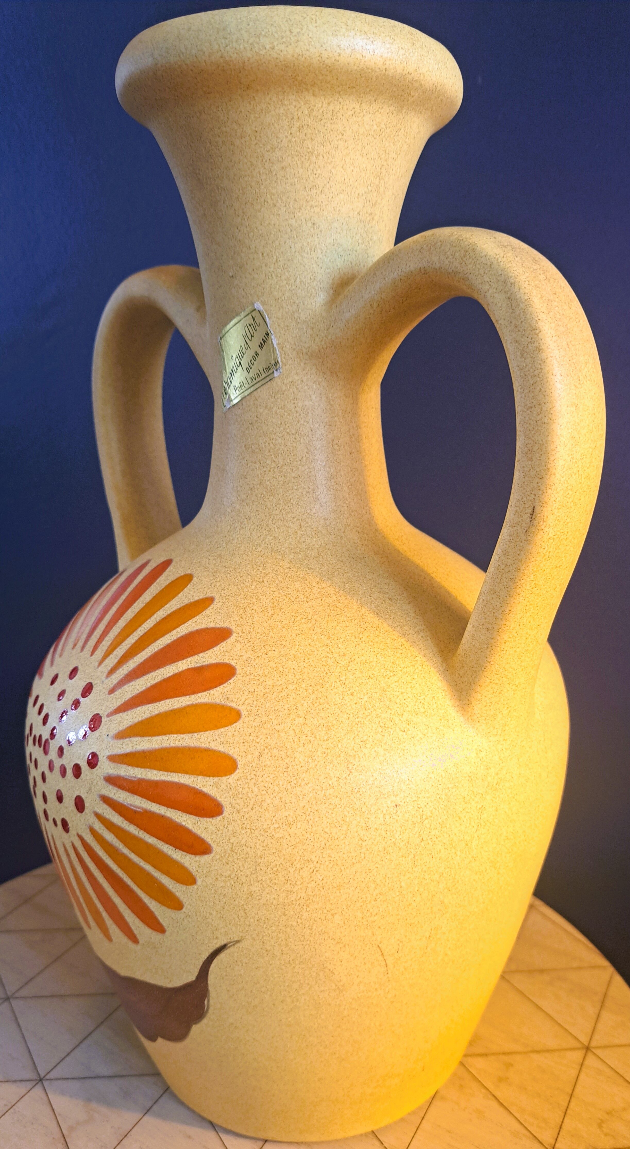 Ceramic vase