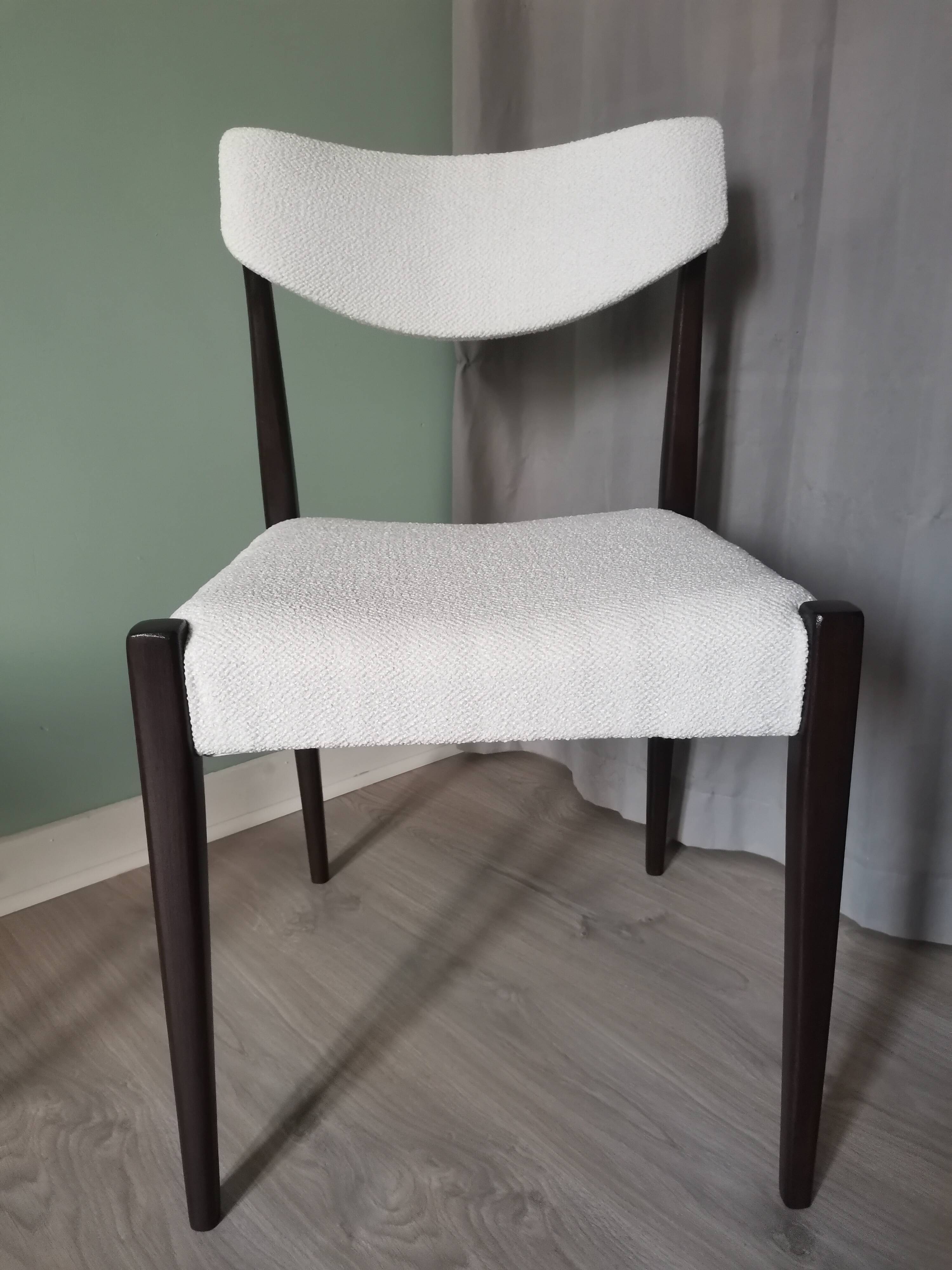 Chaises scandinaves blanches