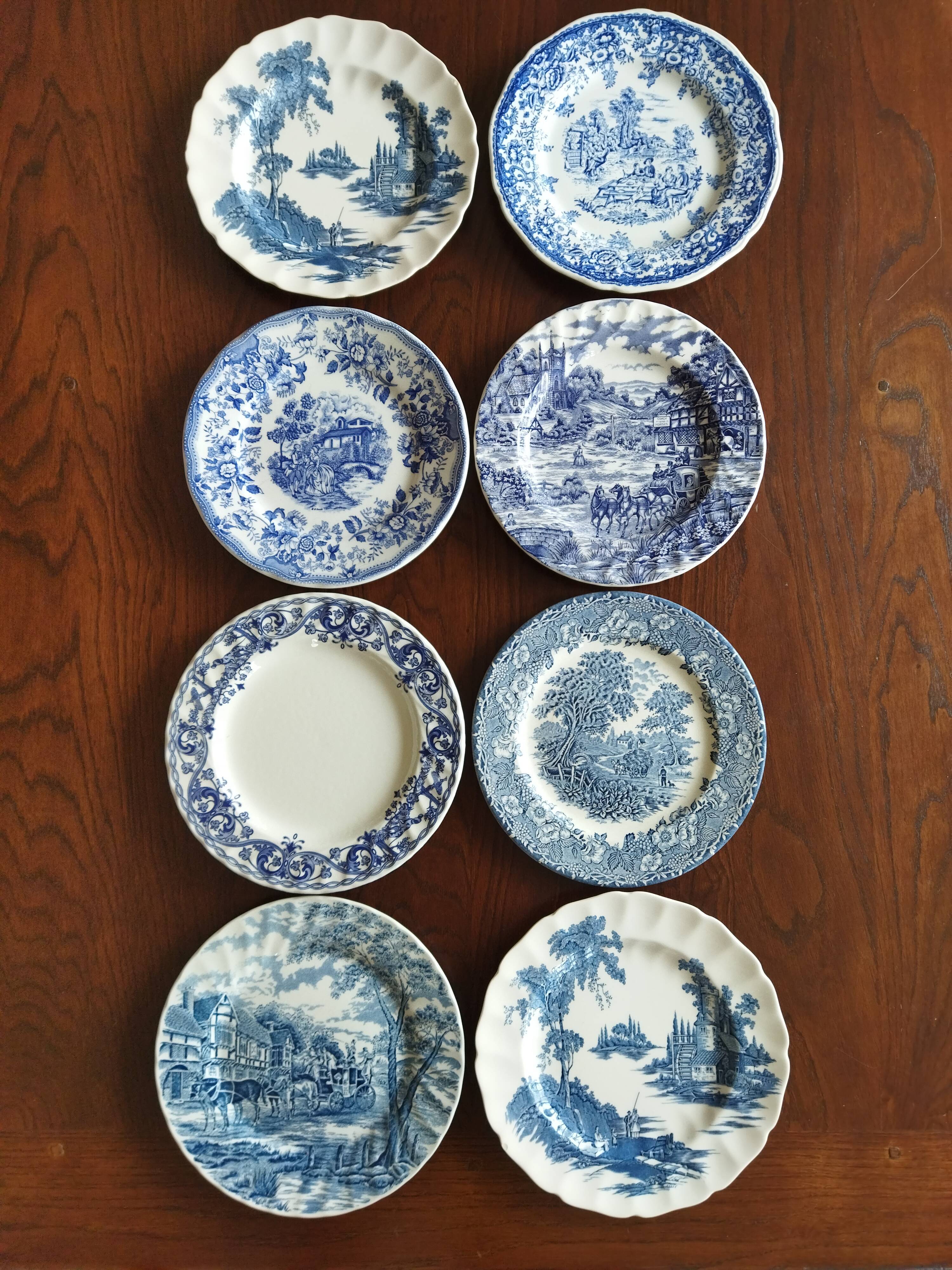 8 blue & white plates