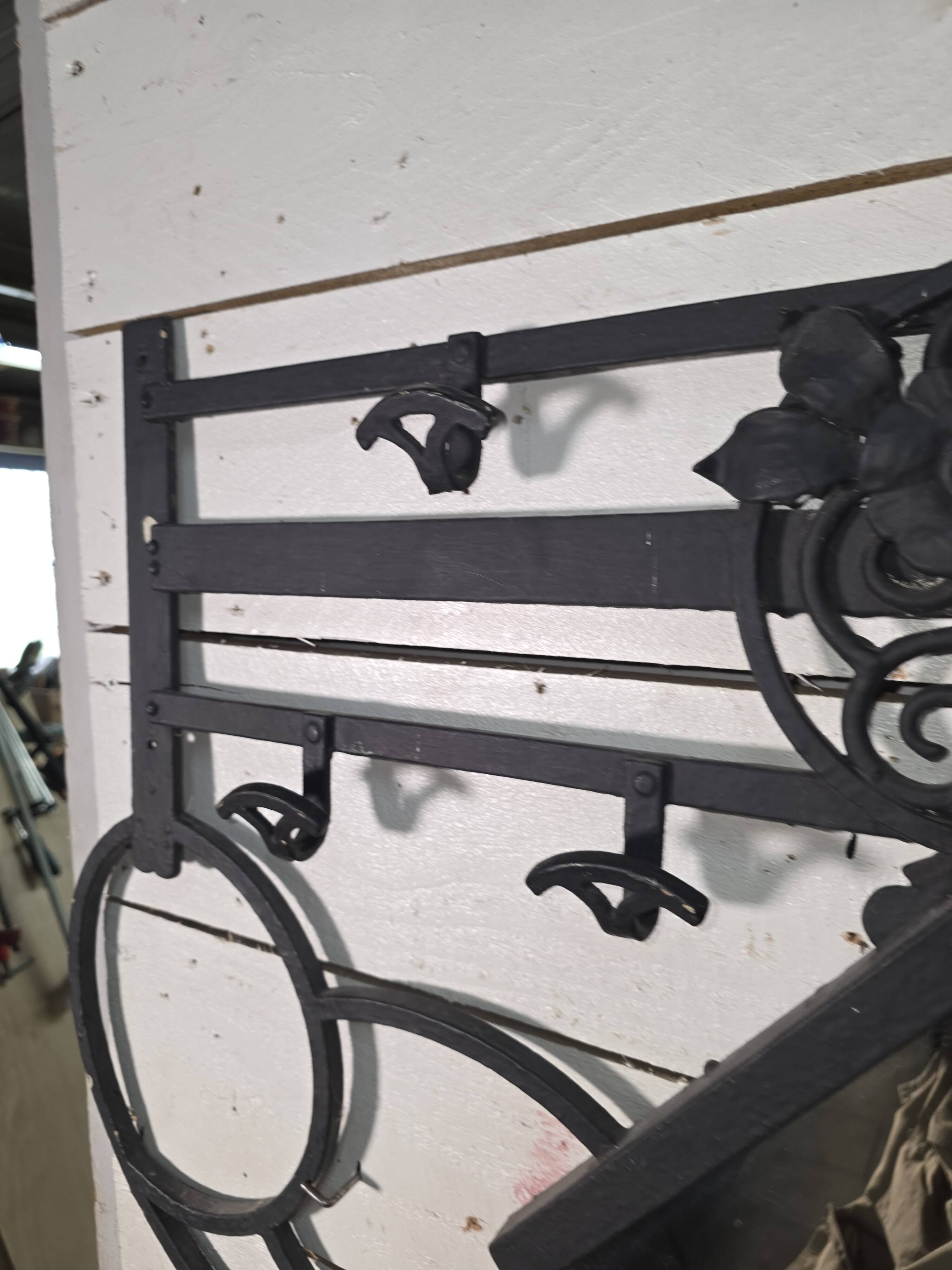 Art Deco coat rack wardrobe in wrought iron from the 1930s.