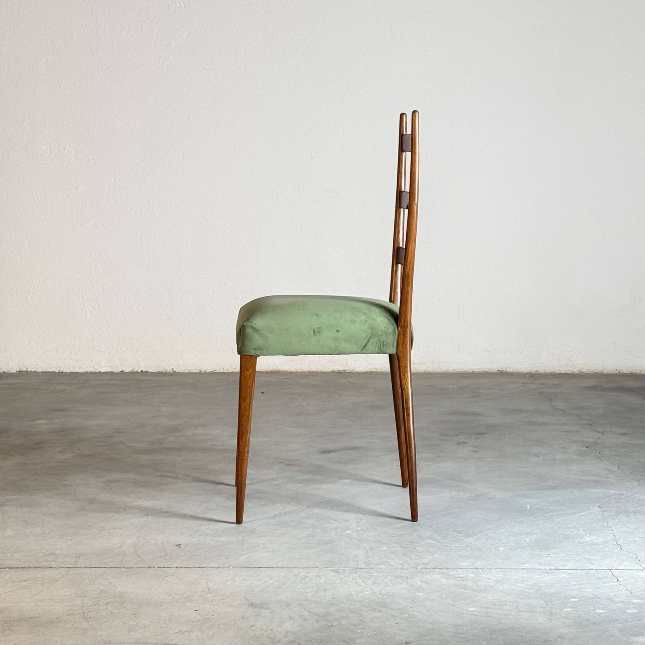 Set of six dining room chairs attributed to Gio Ponti, Italy, 1950.