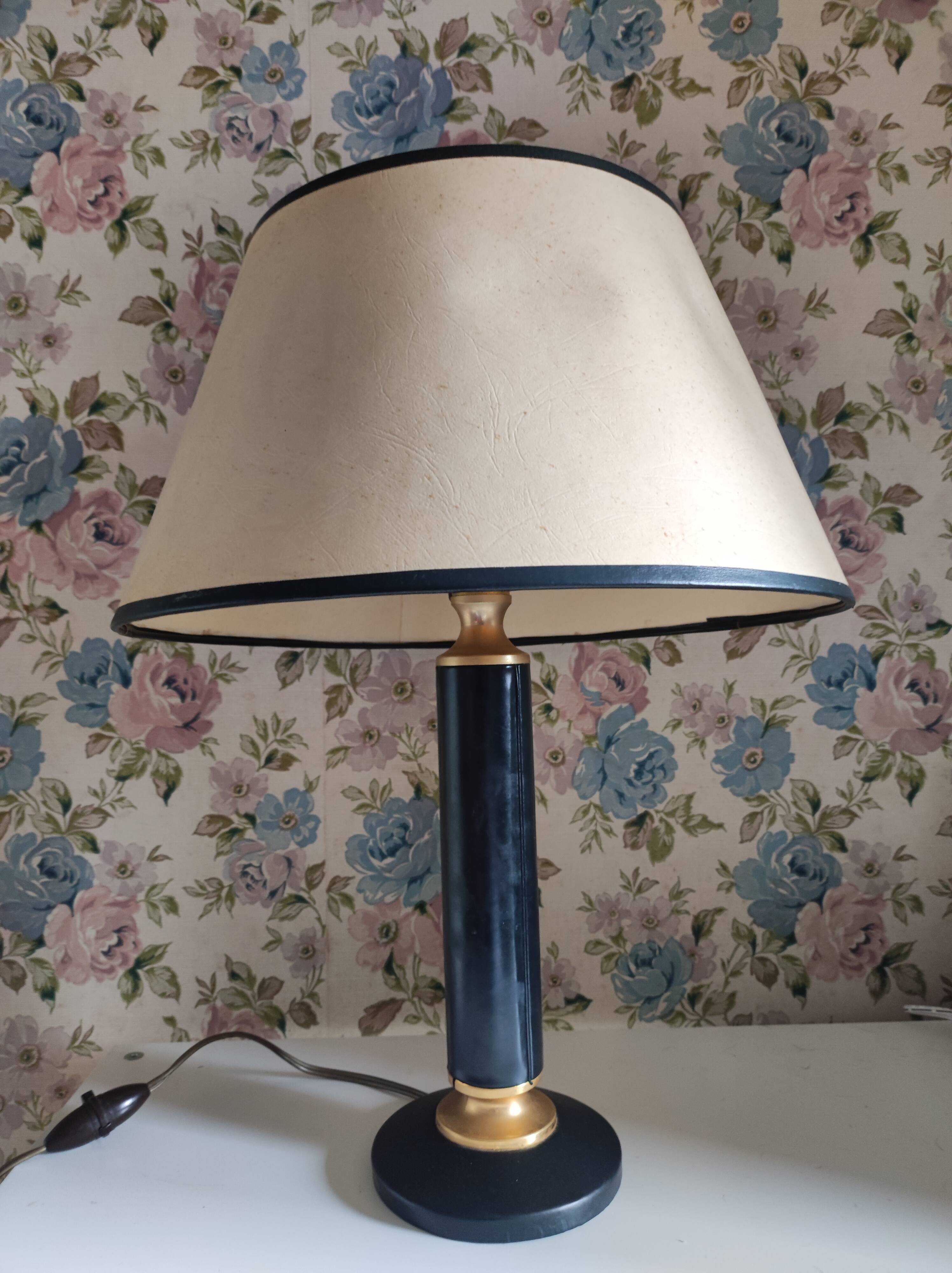Desk lamp leather-wrapped foot Le Tanneur