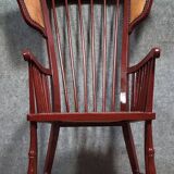 Fauteuil ancien au design inspiré des chaises Windsor
