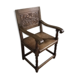 Fauteuil en chêne ornée