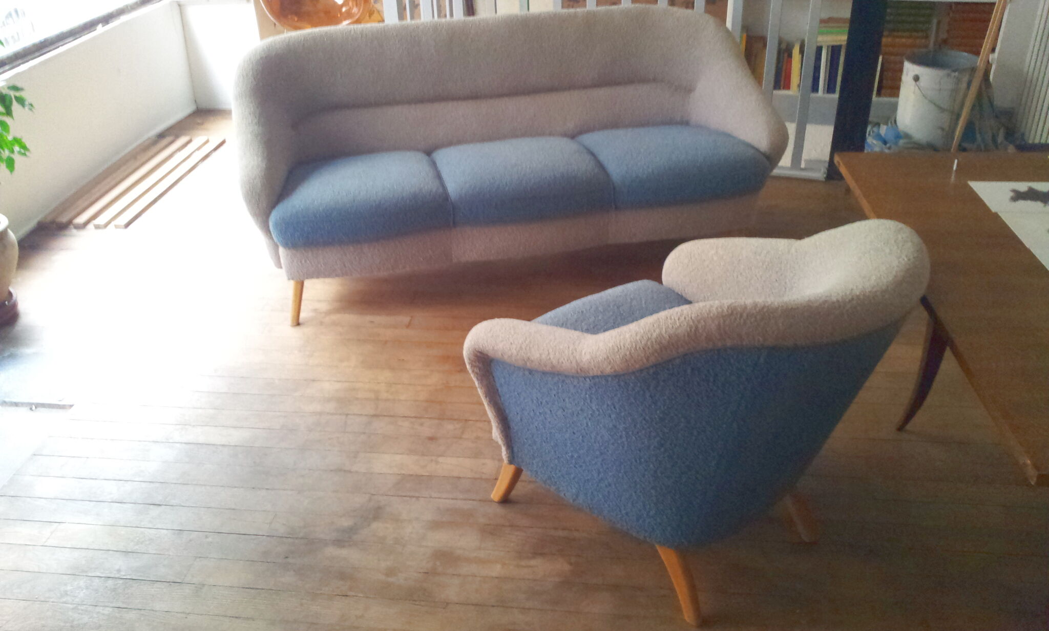 Chair organic 50s Danish blue and beige