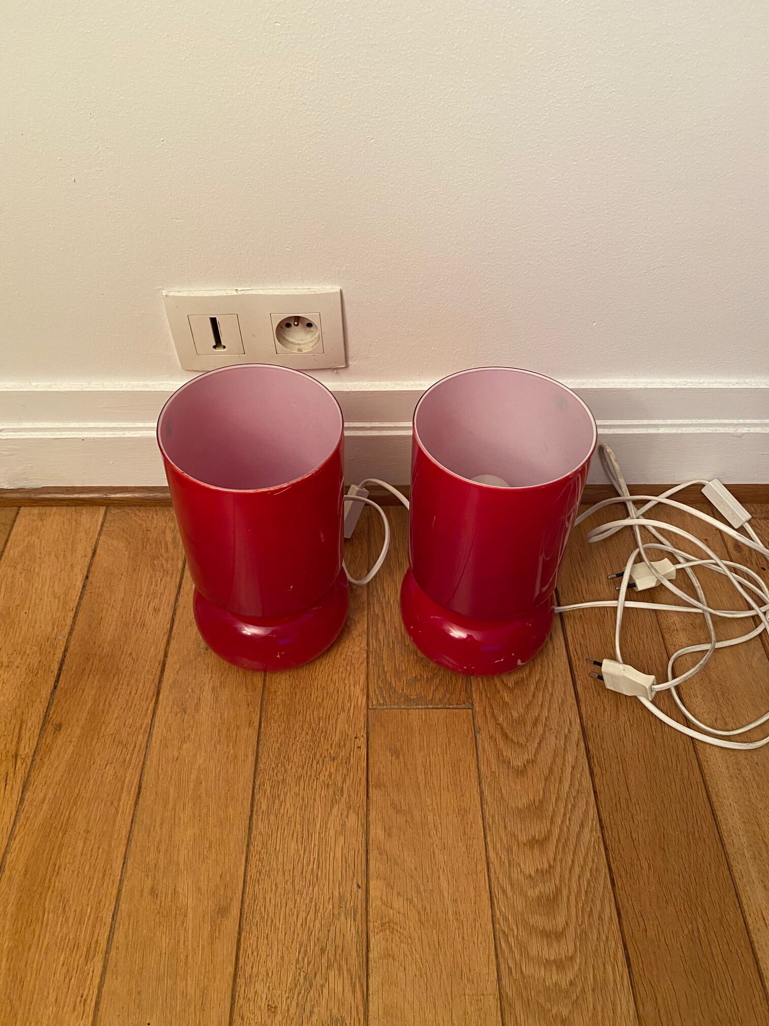 Red Lykta bedside lamp