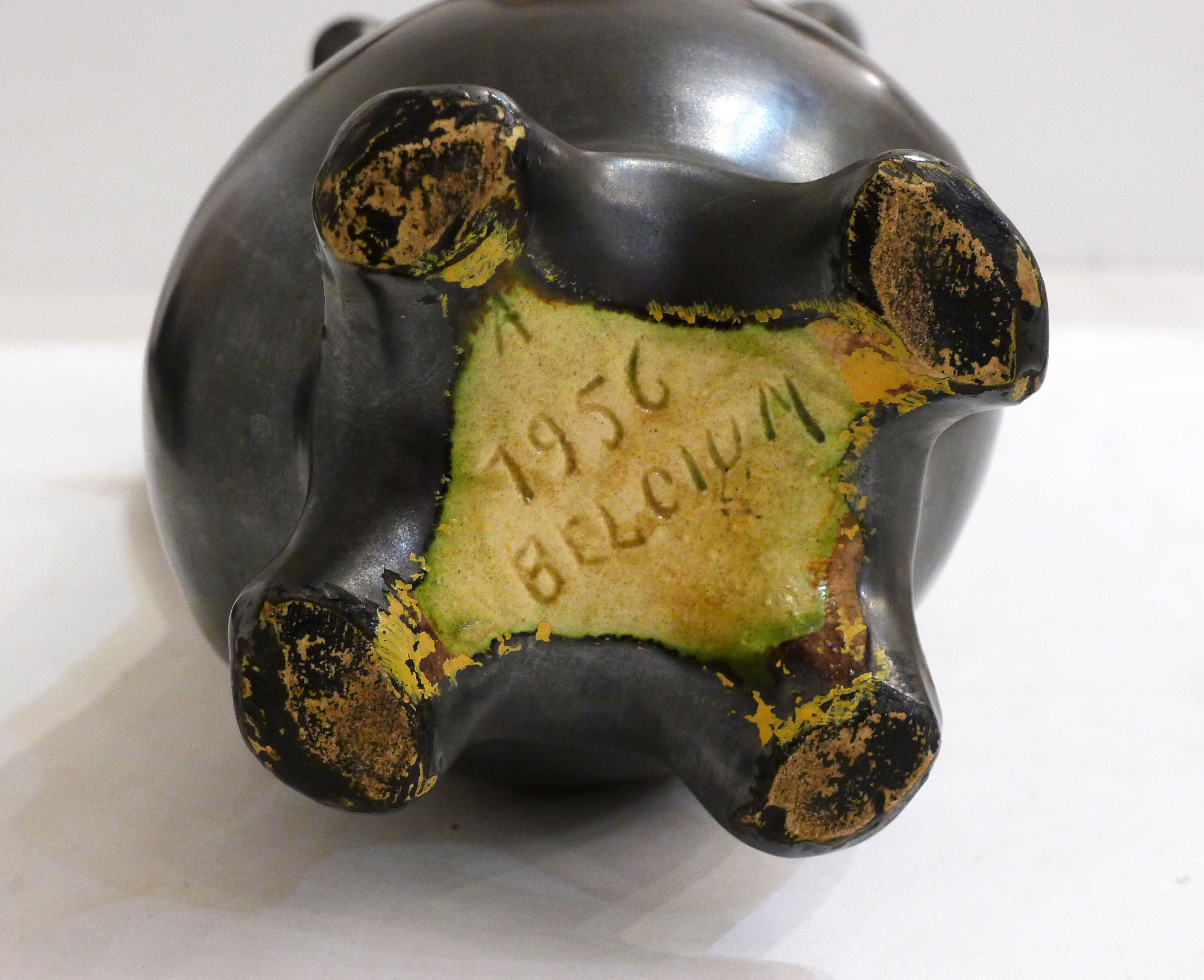 Amphora vase in metallic stoneware