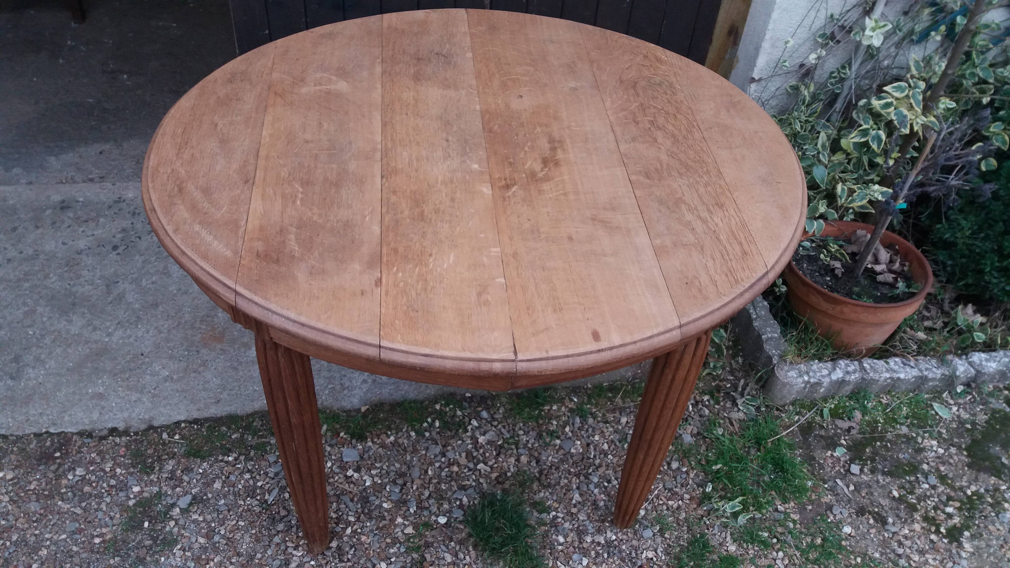 Art Deco table in solid oak