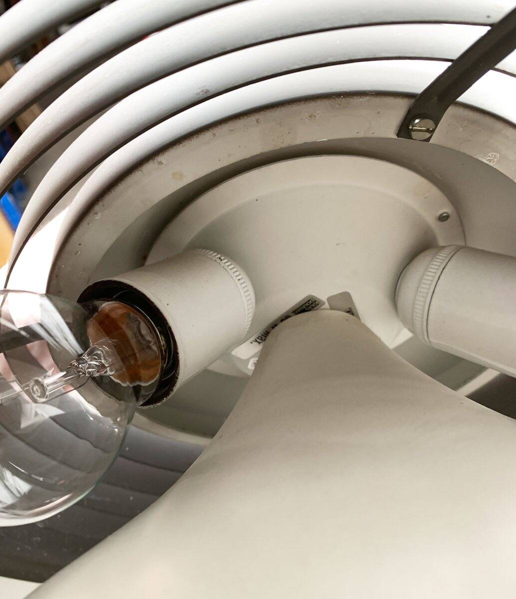 Lampe suspension danoise AJ Royal 500 de milieu de siècle par Arne Jacobsen pour Louis Poulsen, années 1960