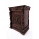 Commode sculptée, France, vers 1840.