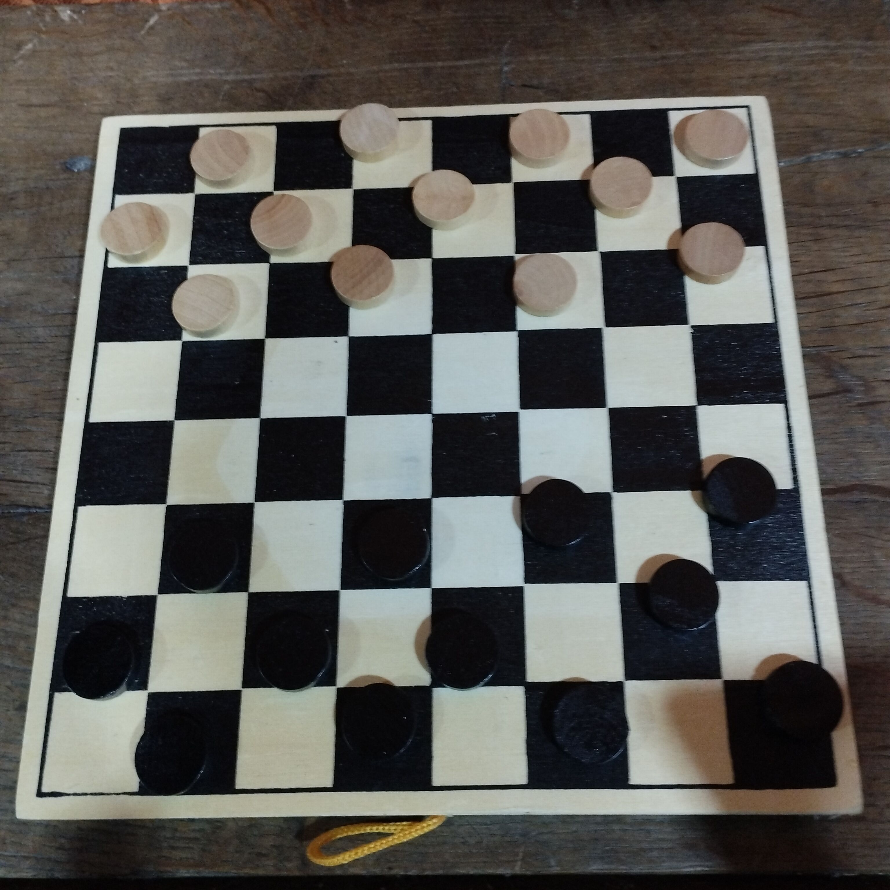 Jeu de dames anglaises en bois