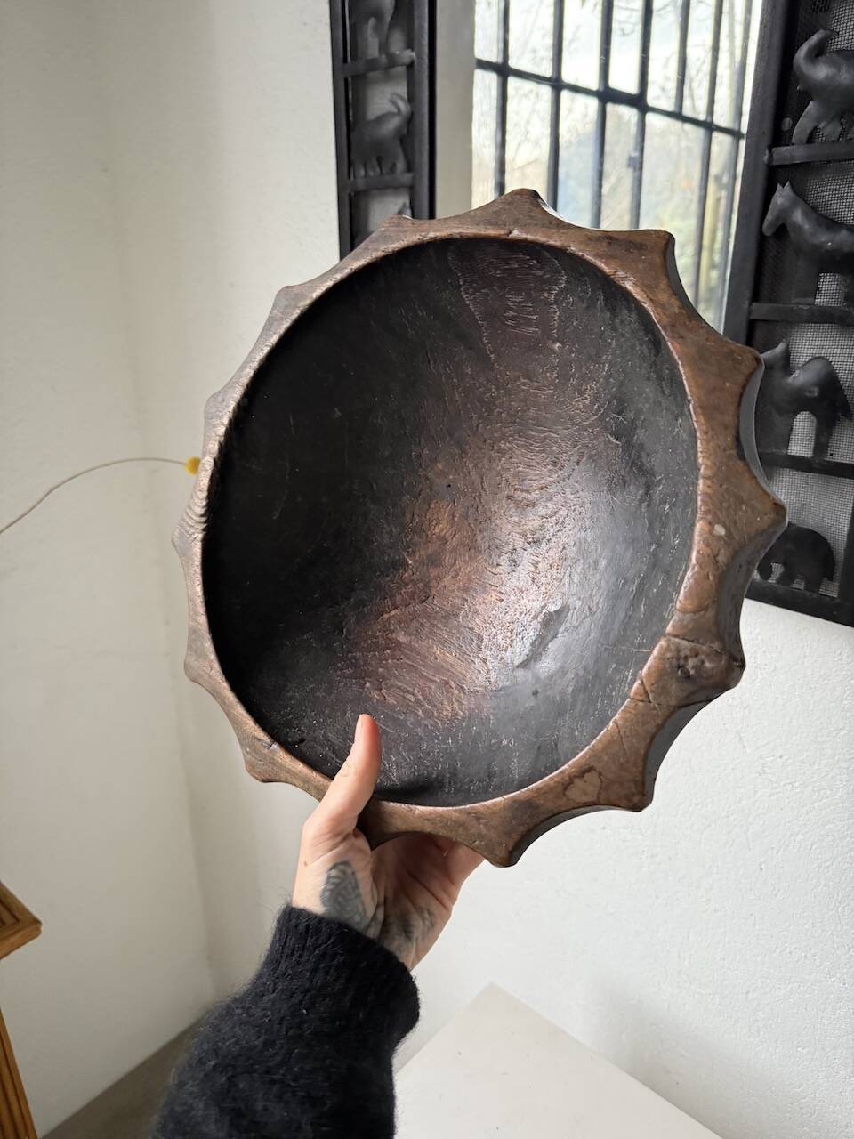Brutalist wooden dishes, Savoyard popular art.