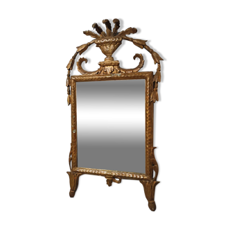miroir ancien en bois doré du XVIIIe siècle