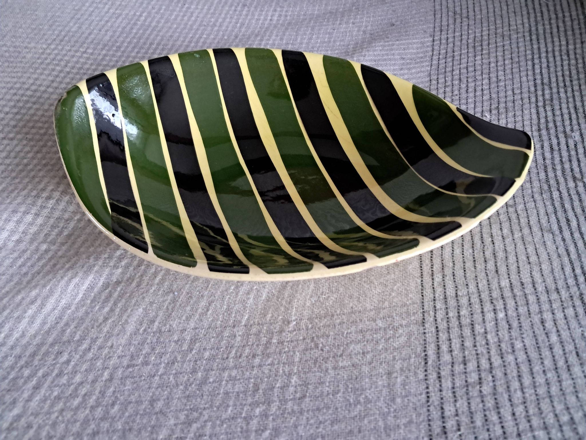 Ceramic catchall signed Saint-Clément
