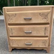 Small Art Deco chest of drawers renovated in raw oak 1950.