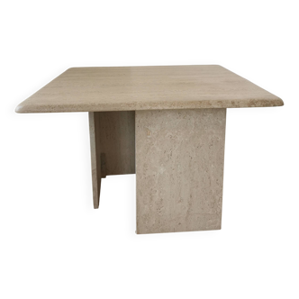 Table basse carré en travertin