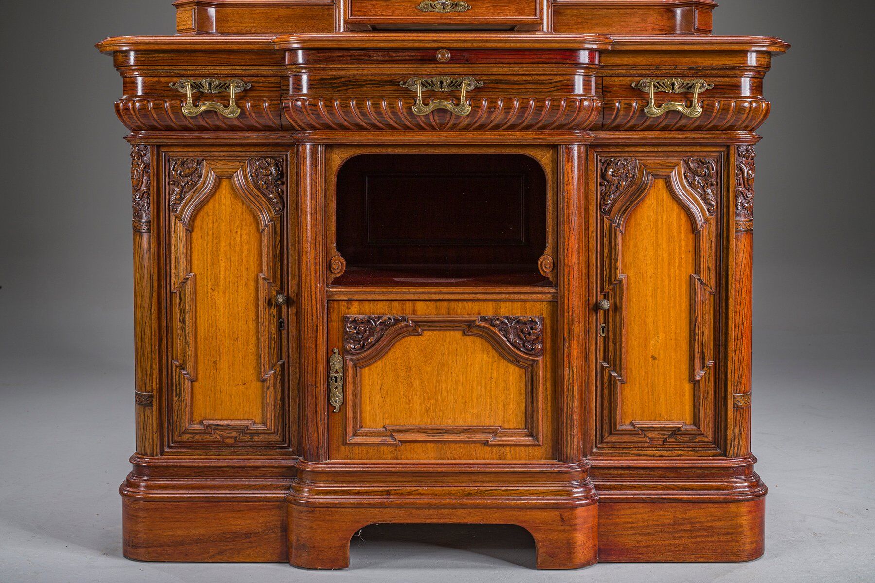 Buffet néo-baroque allemand en noyer et acajou, années 1890